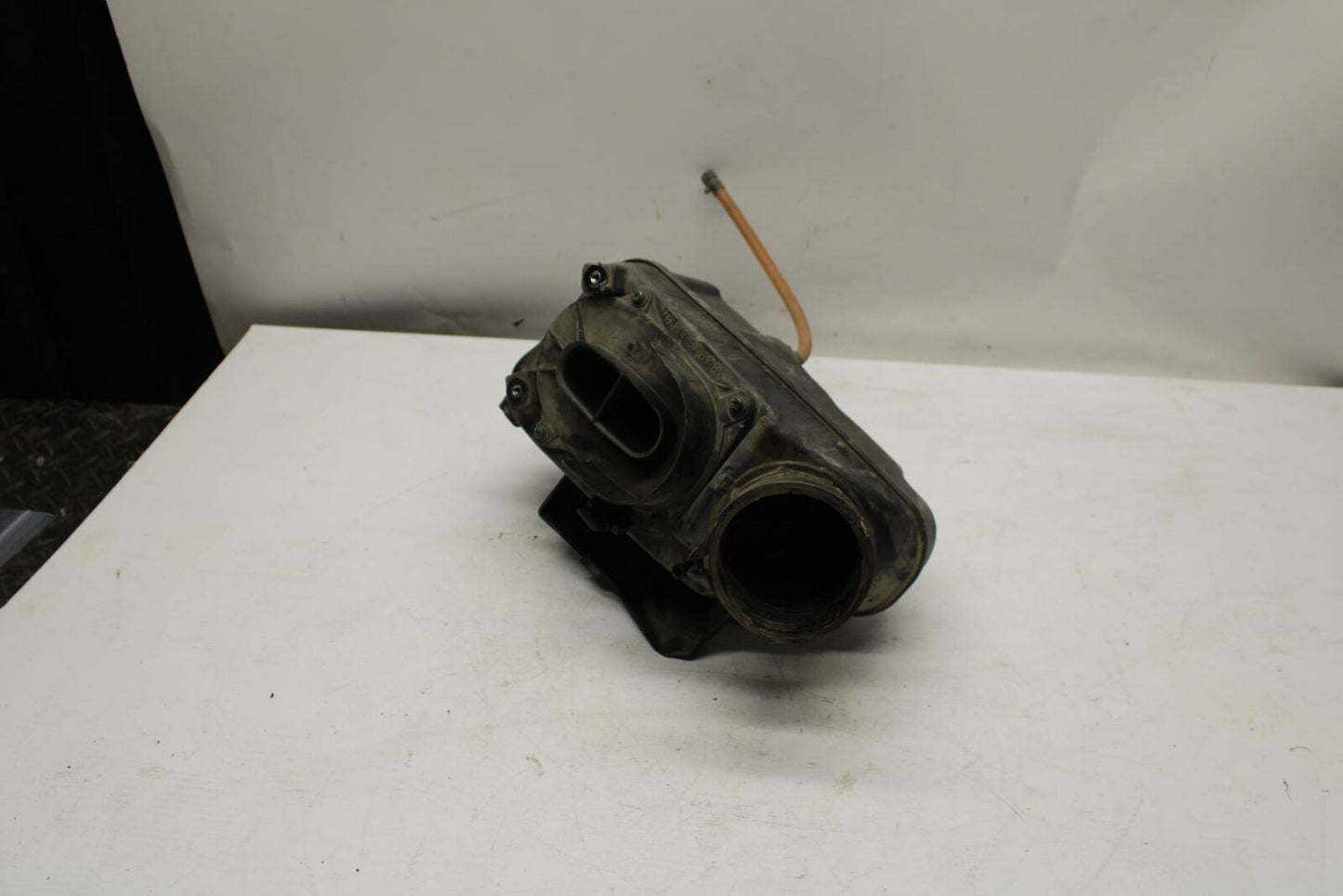00-07 HONDA SHADOW SABRE 1100 AIRBOX AIR INTAKE FILTER BOX BB350