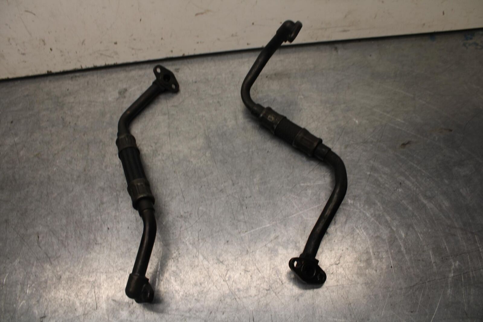 01 SUZUKI GSXR1000 ENGINE MOTOR OIL COOLER HOSES 16460-40F10 16470-40F00 BB100