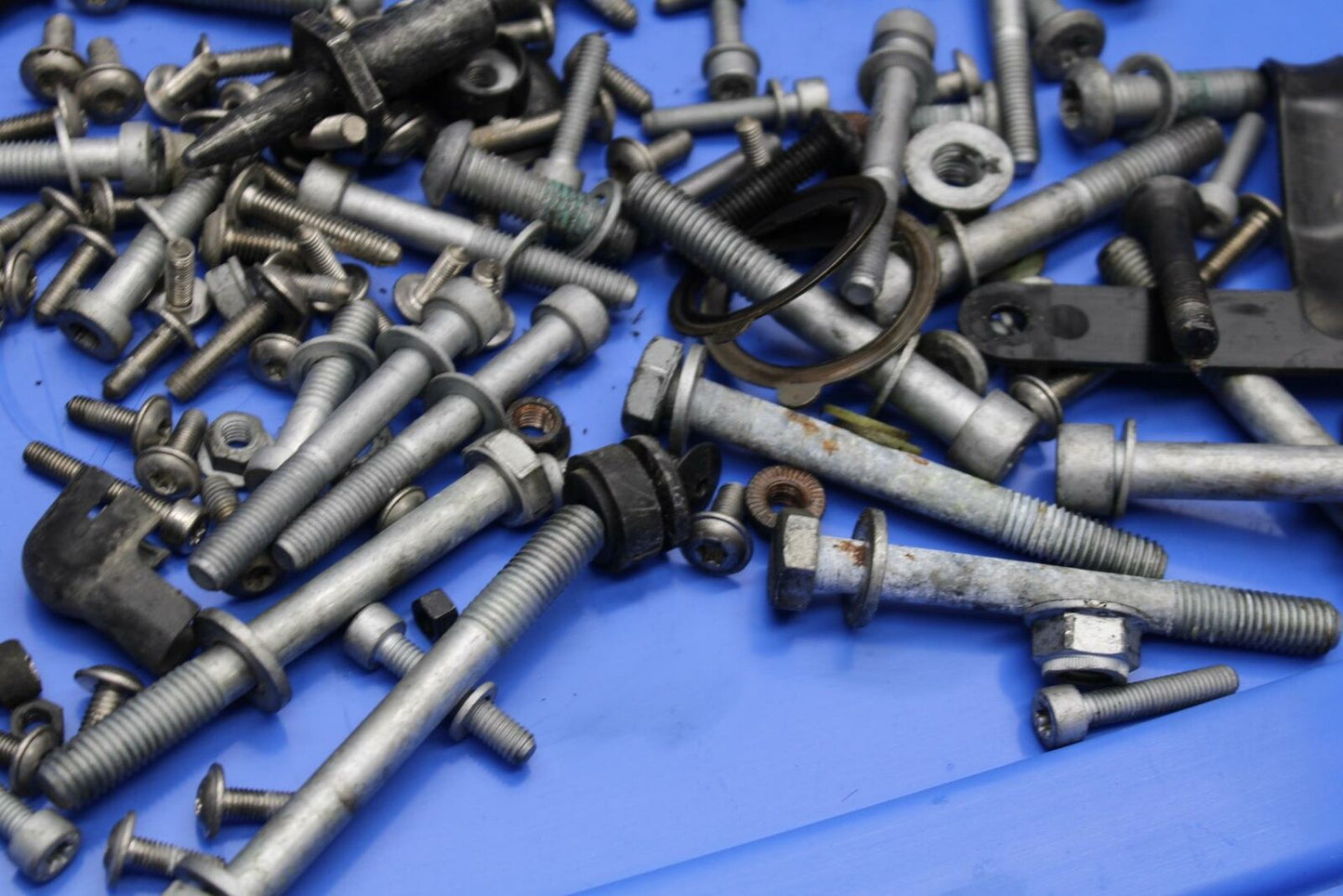 06-12 BMW F800ST ENGINE MOUNTING BOLTS HARDWARE MOTOR LEFTOVER BB291