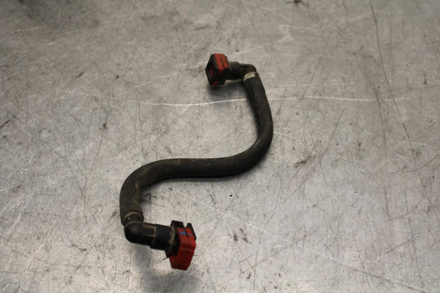 17 KAWASAKI Z900 ZR900 FUEL HOSE GAS LINE TUBE PIPE BB549