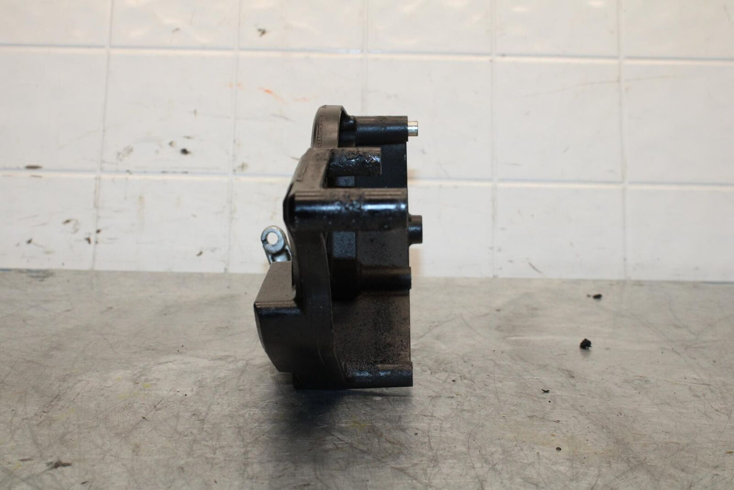 2006 Suzuki GSXR600 ENGINE SPROCKET COVER BB447