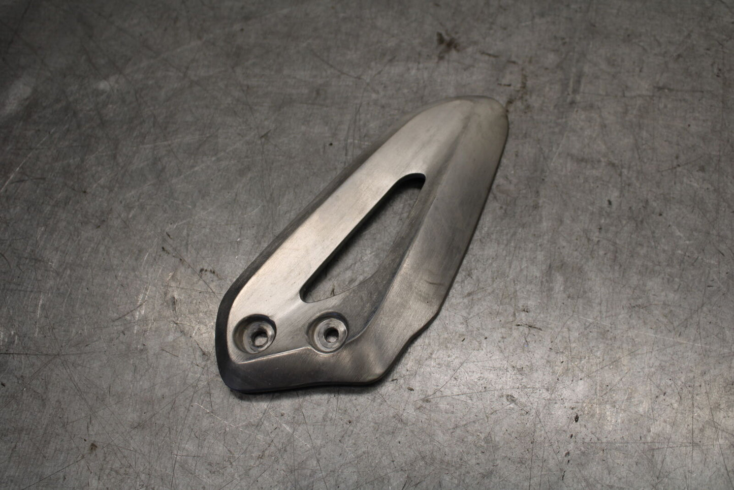 19-21 TRIUMPH SPEED TWIN 1200 RIGHT REARSET REAR SET HEEL GUARD COVER BB653