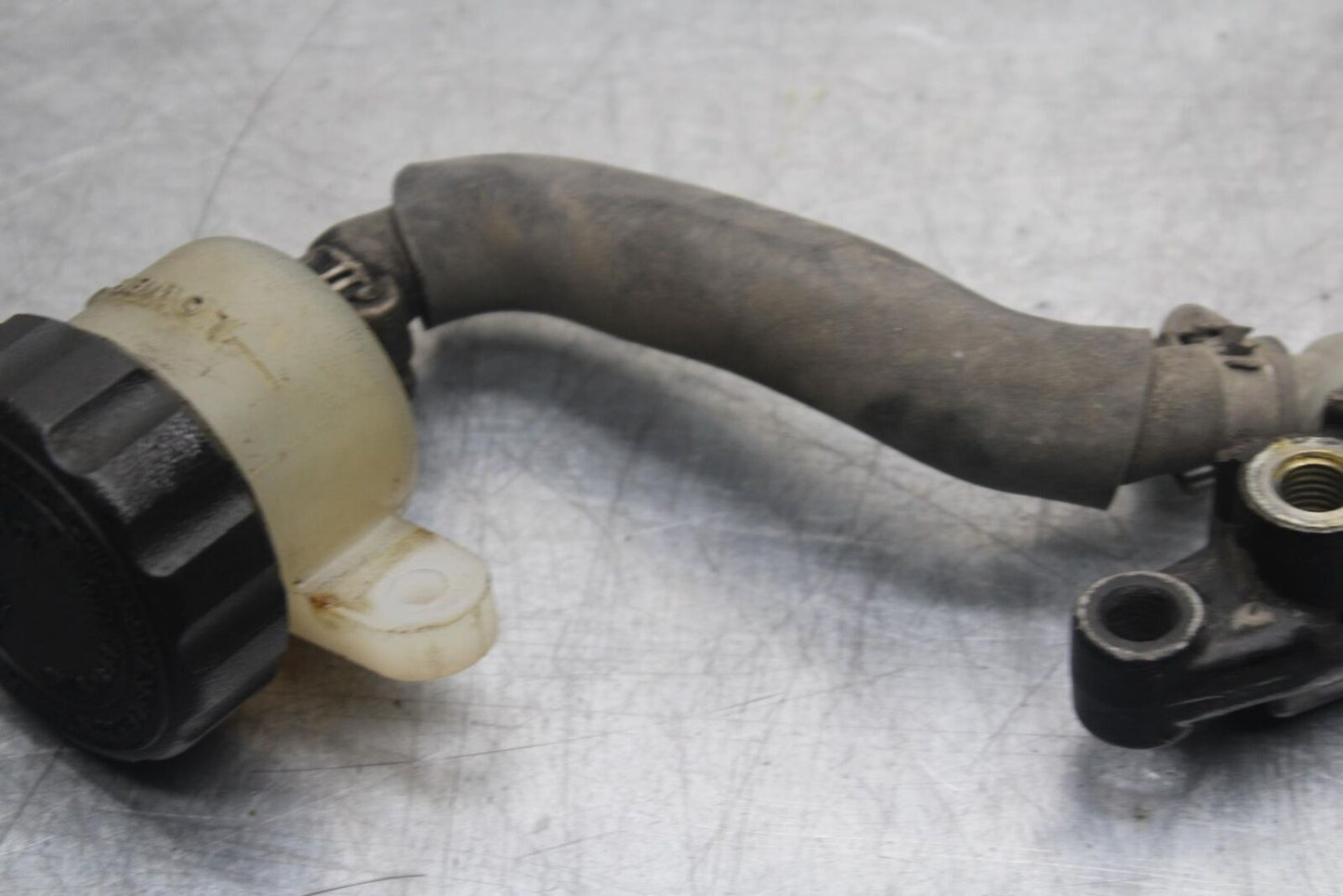 1988 Yamaha FZ600 RIGHT REARSET REAR SET DRIVER FOOT PEG REST STOP BB601