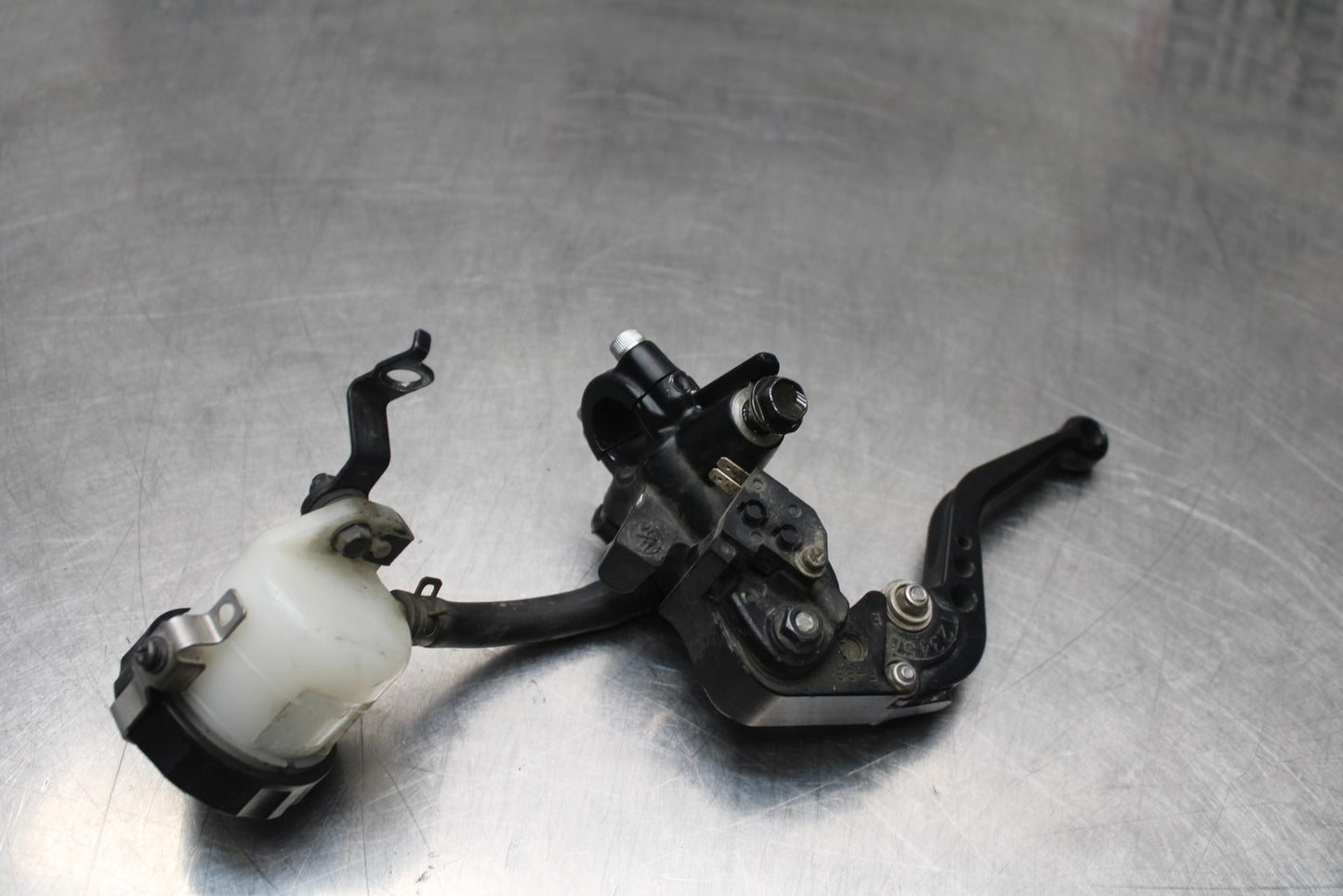 08 KAWASAKI NINJA ZX10R FRONT BRAKE MASTER CYLINDER w/ PAZZO LEVER BB201