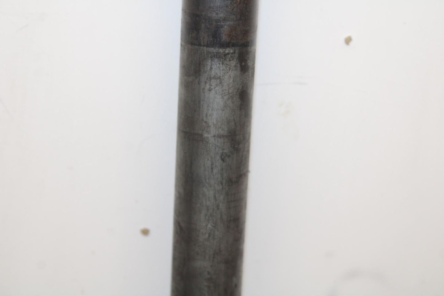 2003 Suzuki SV1000S REAR AXLE BACK WHEEL RIM PIVOT BOLT AXEL 64711-33E10 BB85