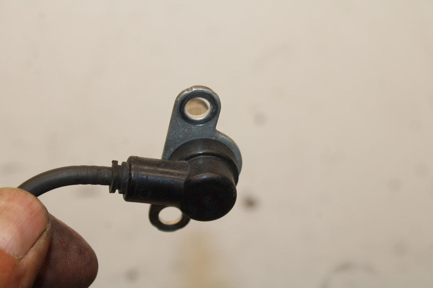 20-23 APRILIA RS660 FRONT ABS BRAKE SENSOR BB643
