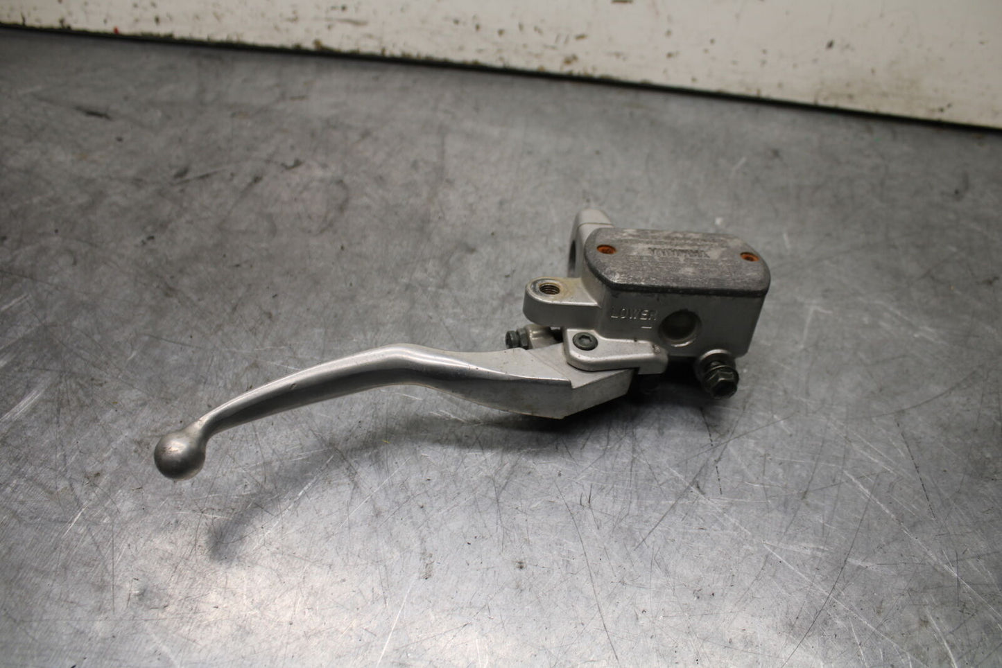 99-00 YAMAHA V STAR 1100 FRONT BRAKE MASTER CYLINDER BB711