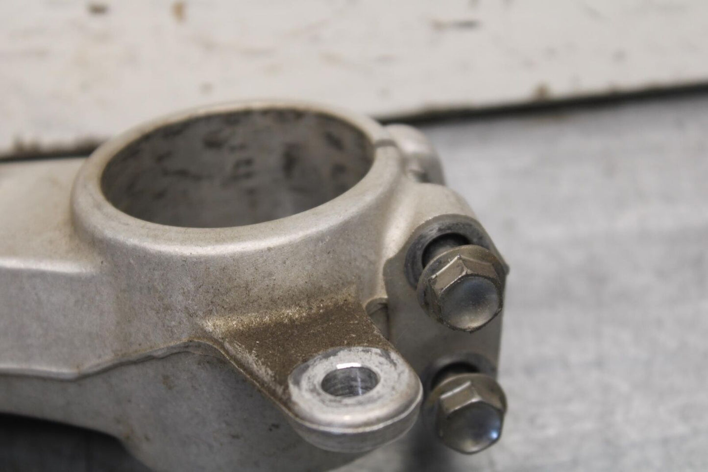 01-03 SUZUKI GSXR600 FRONT FORKS CLAMP LOWER TRIPLE TREE STEM 51410-39F00 BB633