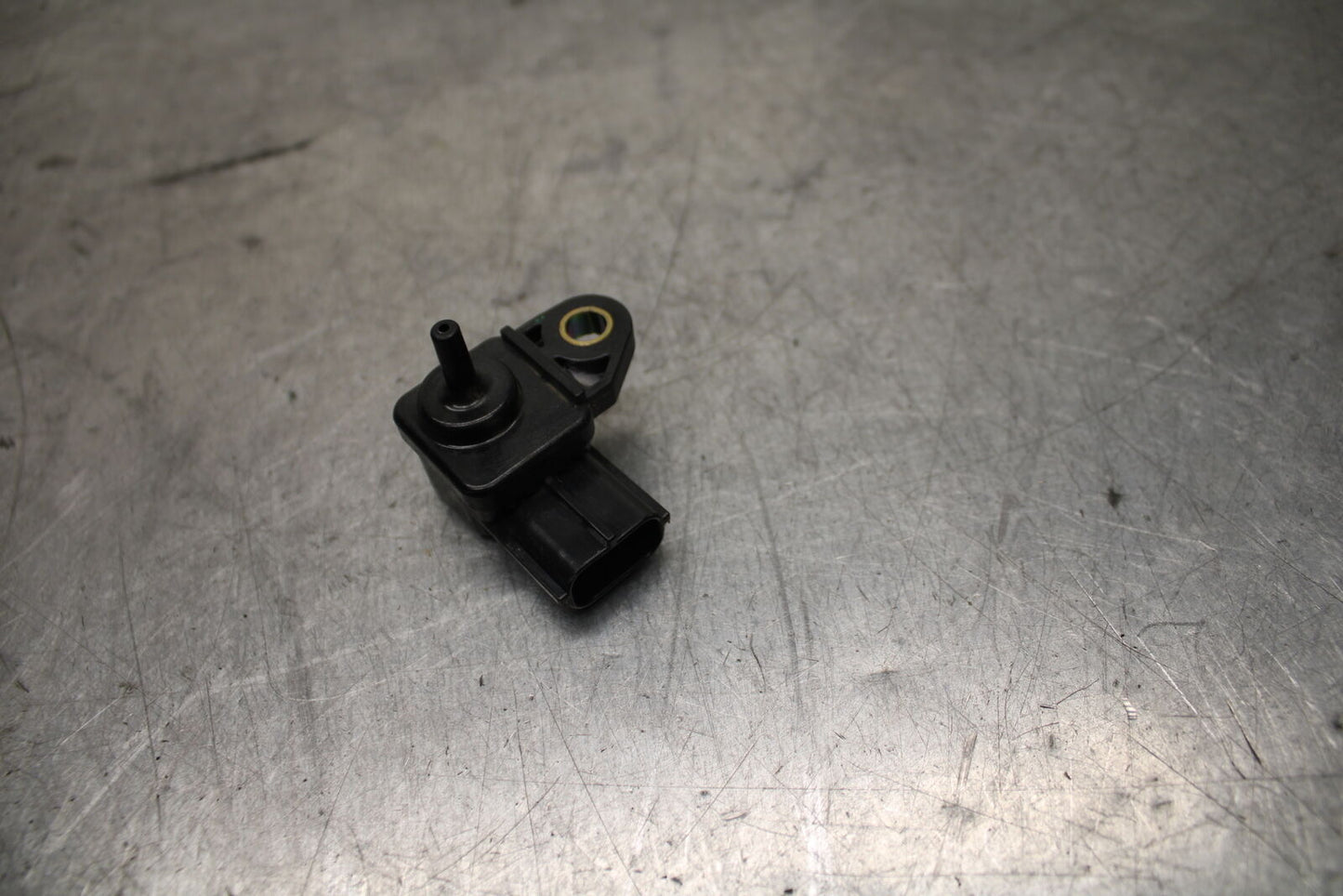 03-04 TRIUMPH DAYTONA 600 MAP MASS AIR FLOW PRESSURE SENSOR BB745