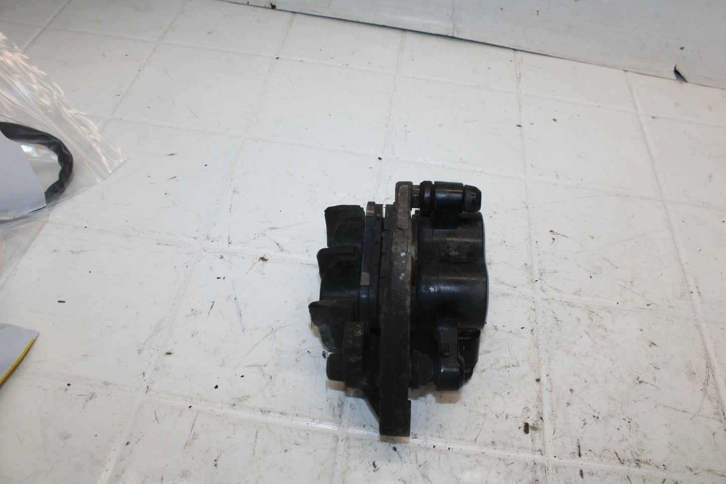 11-13 HONDA CBR250R FRONT BRAKE CALIPER BB13
