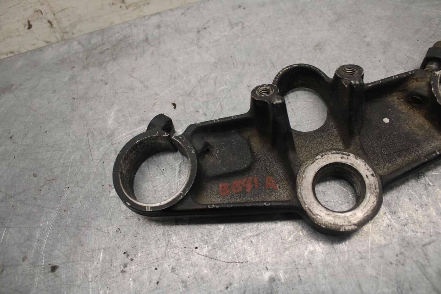 1992 Honda CBR600F2 FORKS UPPER TRIPLE TREE CLAMP BB40