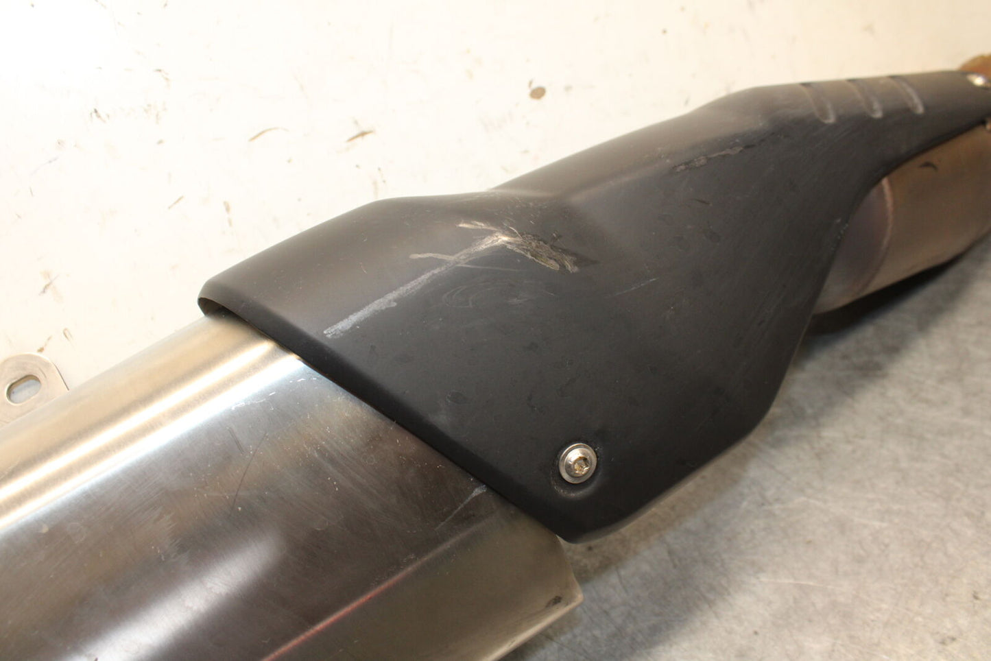 21-24 APRILIA RSV4 EXHAUST PIPE MUFFLER SLIP ON CAN SILENCER BB668