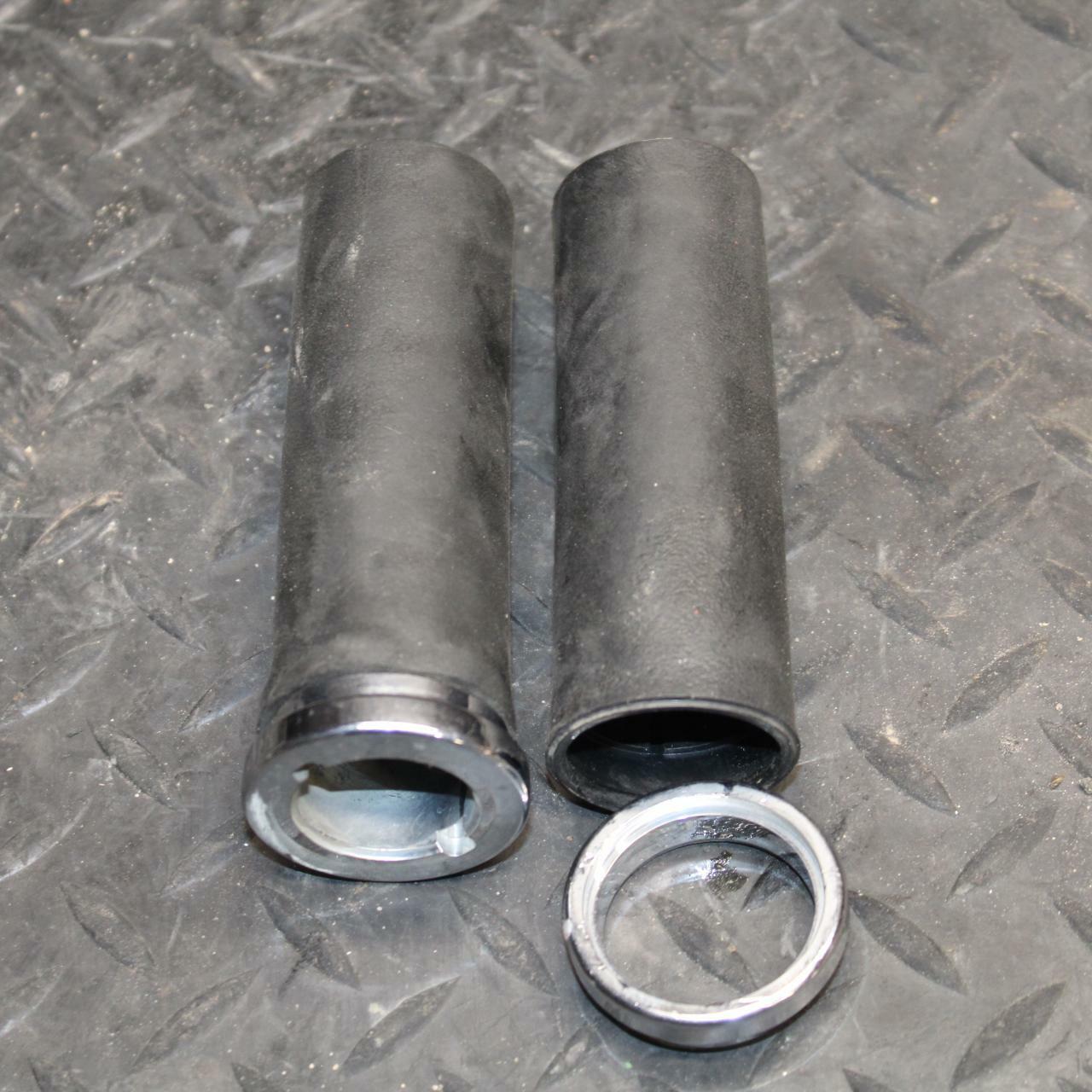 02 YAMAHA V STAR 1100 RIGHT LEFT CLIPON HANDLEBAR GRIPS GRIP PAIR SET BB199