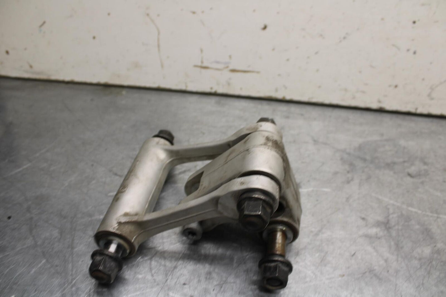 16-18 KTM 690 DUKE REAR DOGBONE SHOCK LINKAGE LINK BB631