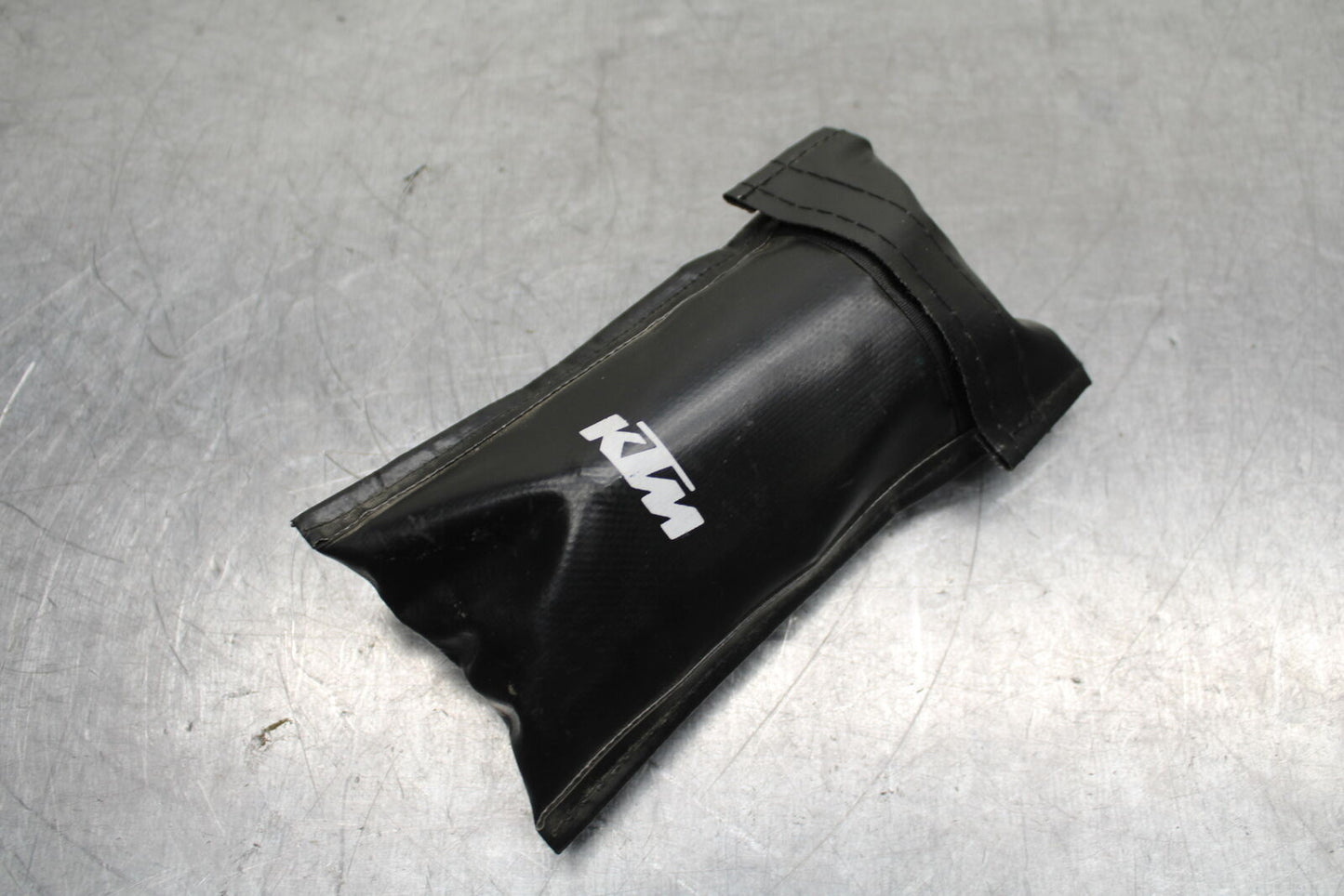 17-24 KTM 390 DUKE STOCK TOOLS OEM TOOL BAG KIT SET BB734