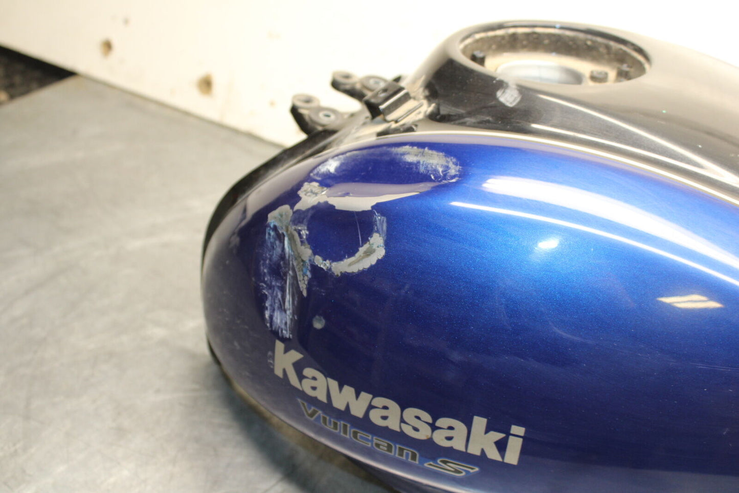 16-17 KAWASAKI VULCAN S 650 EN650 ABS GAS TANK FUEL PETROL RESERVOIR BB731