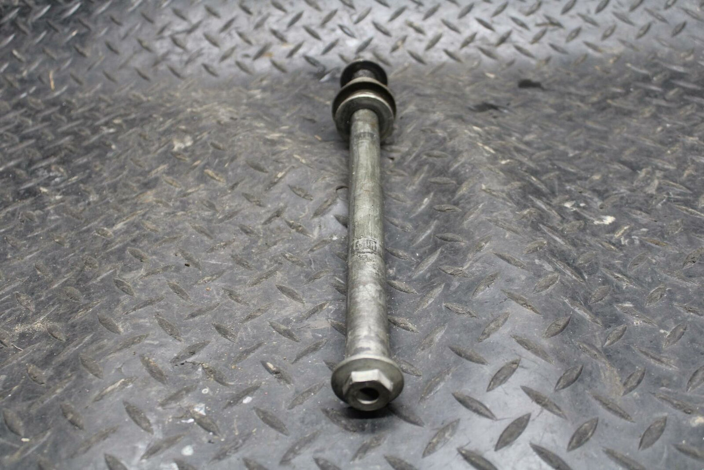 91-92 SUZUKI GSXR750 M  REAR AXLE BACK WHEEL RIM PIVOT BOLT AXEL BB213