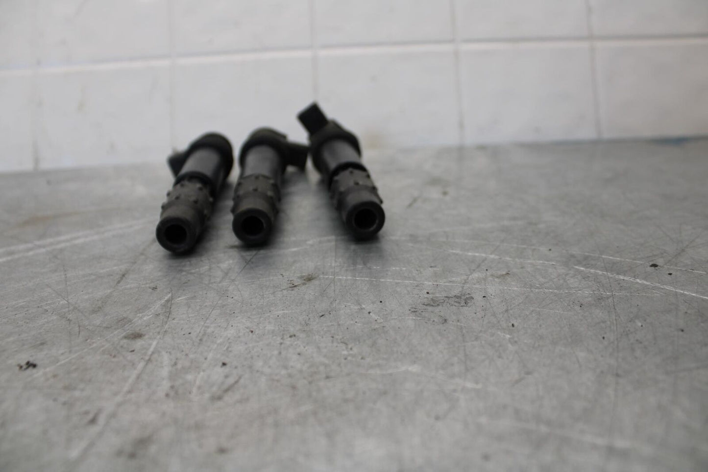 2006 Triumph Daytona 675 Triple IGNITION COILS COIL SPARK PLUG CAPS BB434