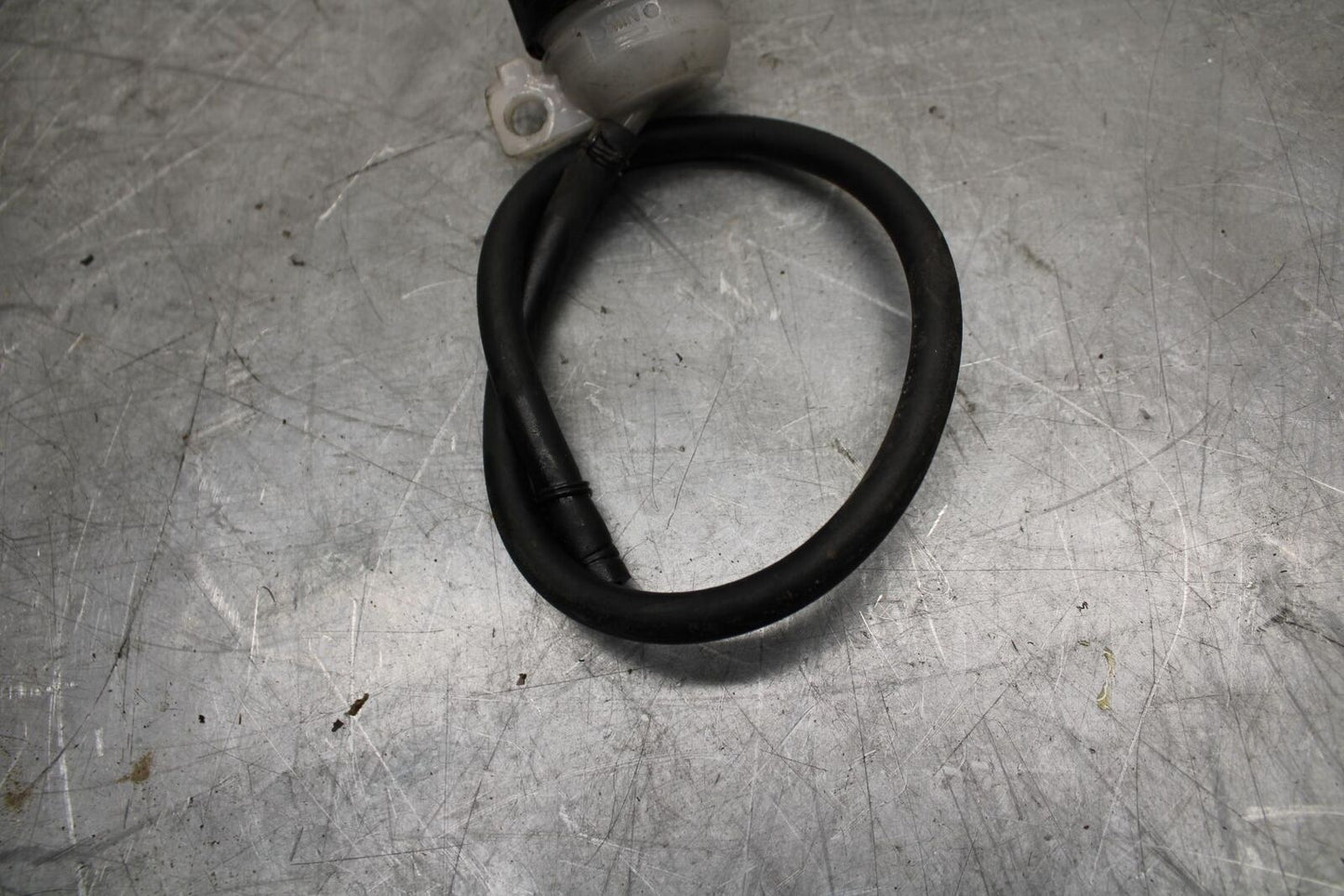 21 HUSQVARNA VITPILEN 401 REAR BRAKE MASTER FLUID RESERVOIR TANK BOTTLE BB467