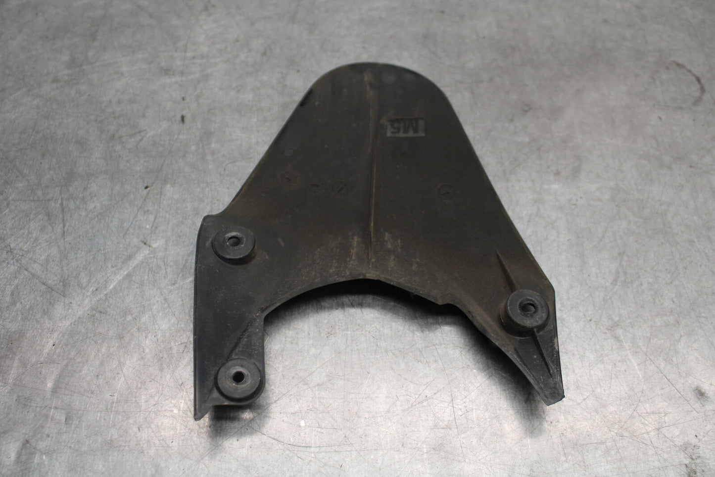 07-08 TRIUMPH DAYTONA 675 REAR BACK WHEEL TIRE HUGGER FENDER BB685