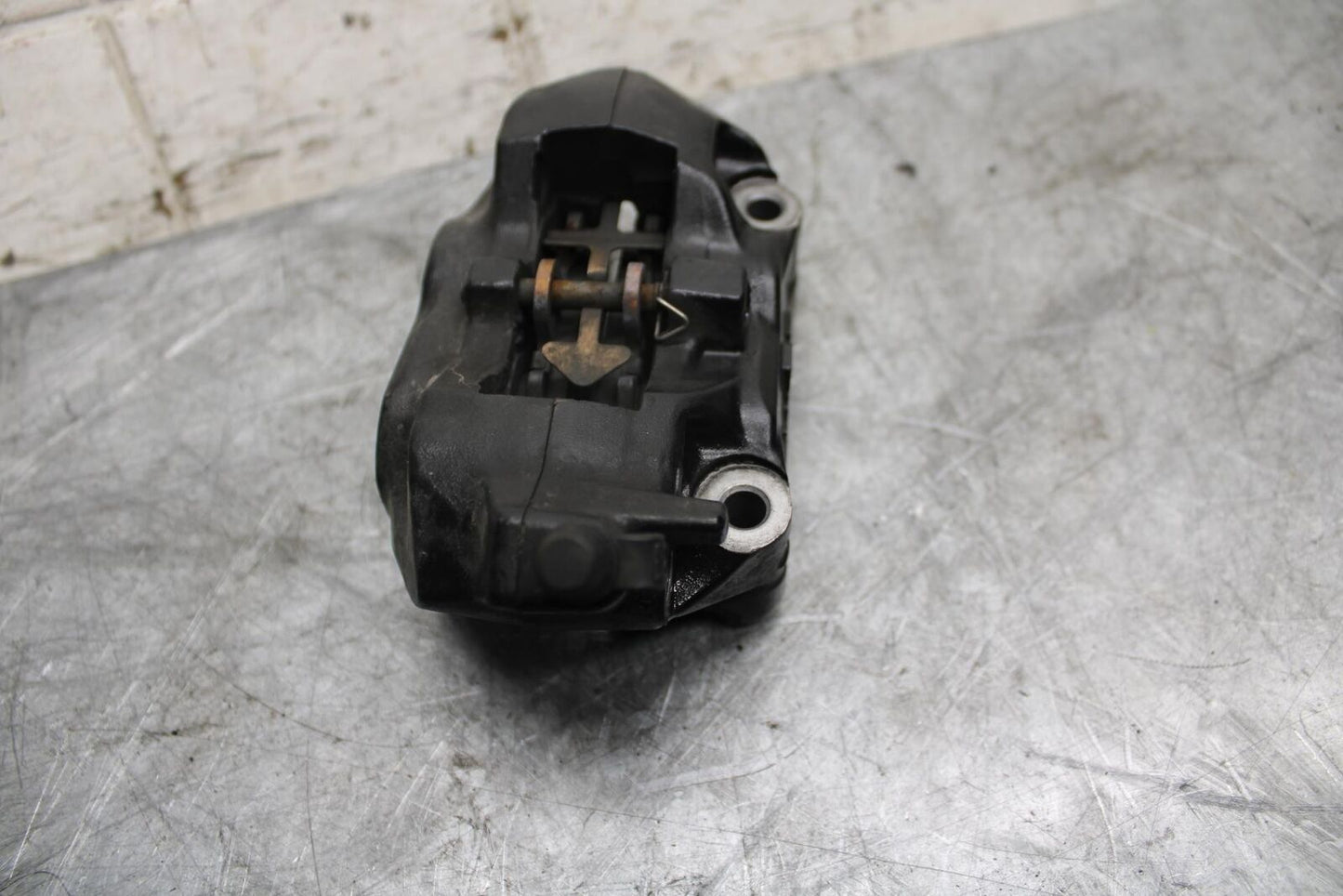 22-23 HUSQVARNA SVARTPILEN 401 FRONT BRAKE CALIPER BB541
