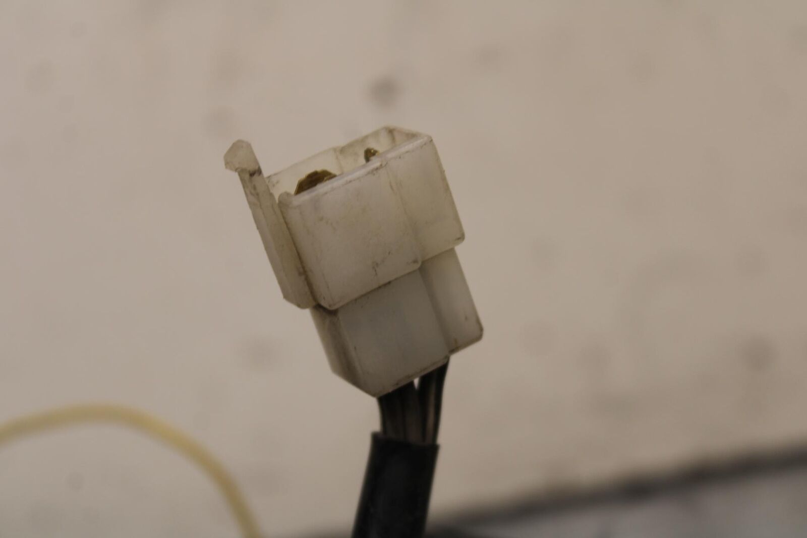 01-03 SUZUKI GSXR600 REAR TAIL TAILLIGHT BACK BRAKE LIGHT BB633