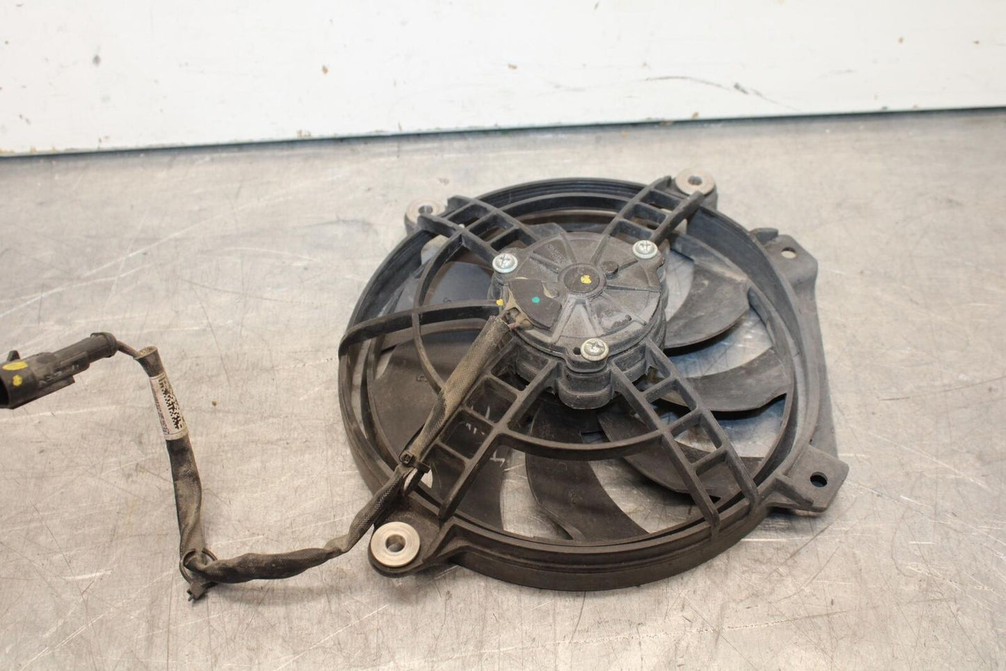 20-23 APRILIA RS660 ENGINE RADIATOR COOLING FAN BB611