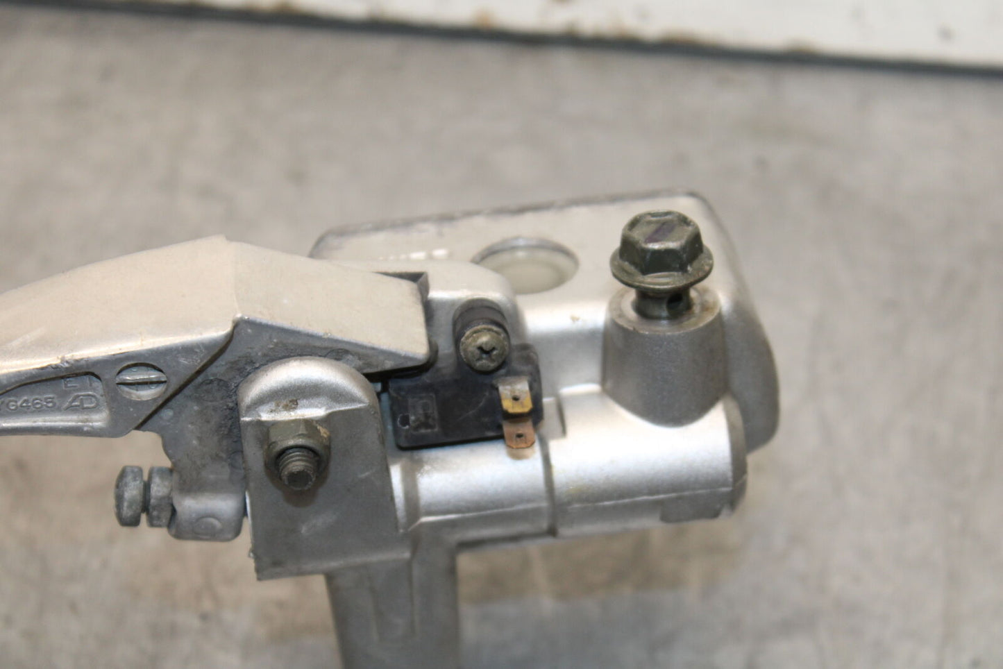 99-00 YAMAHA V STAR 1100 FRONT BRAKE MASTER CYLINDER BB711