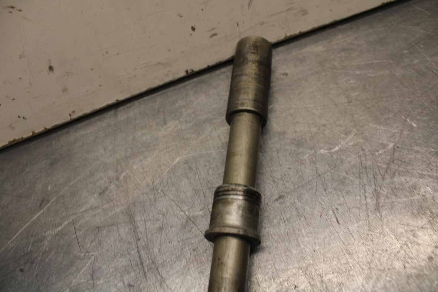 07-12 SUZUKI BANDIT GSF 650 F GSX650F FRONT WHEEL RIM AXLE PIVOT BOLT BB90