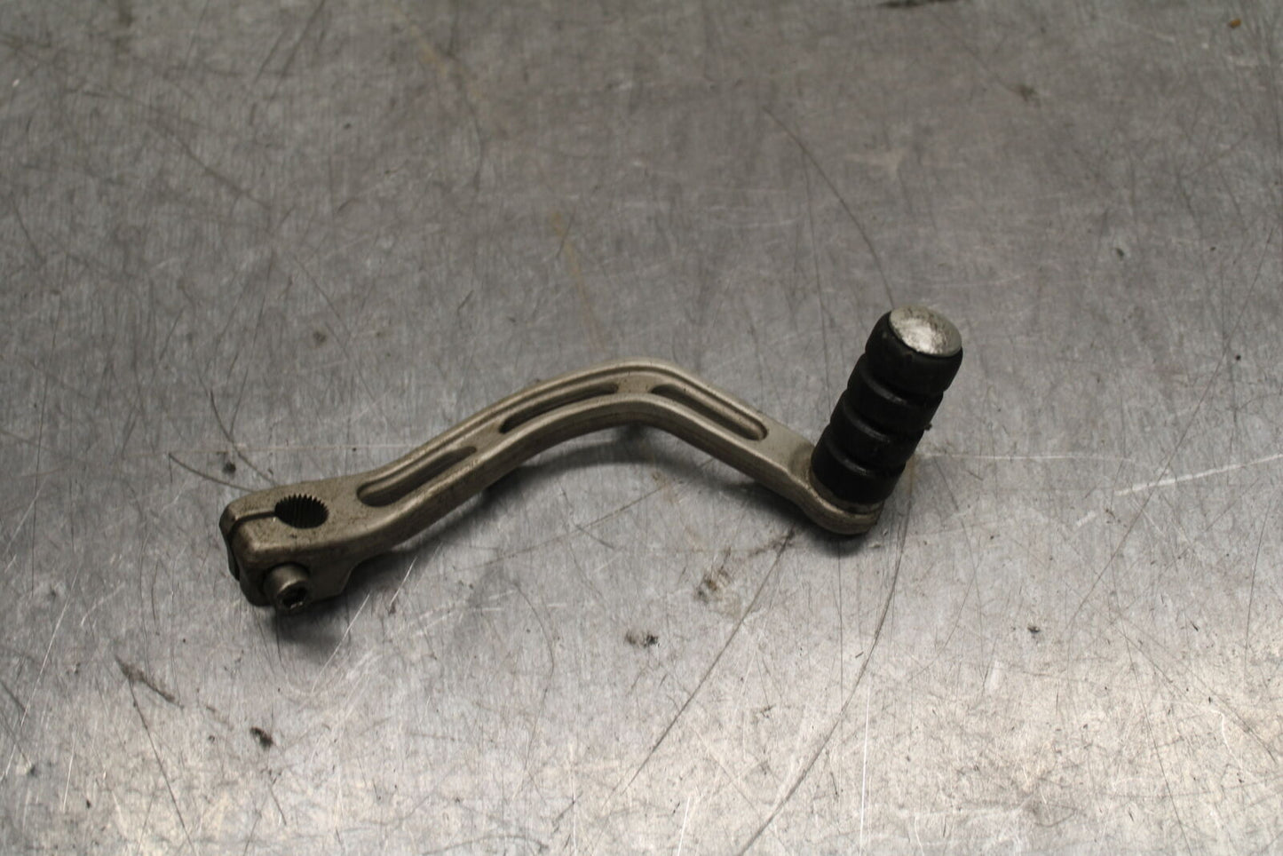 03-04 TRIUMPH DAYTONA 600 SHIFTER PEDAL BB745