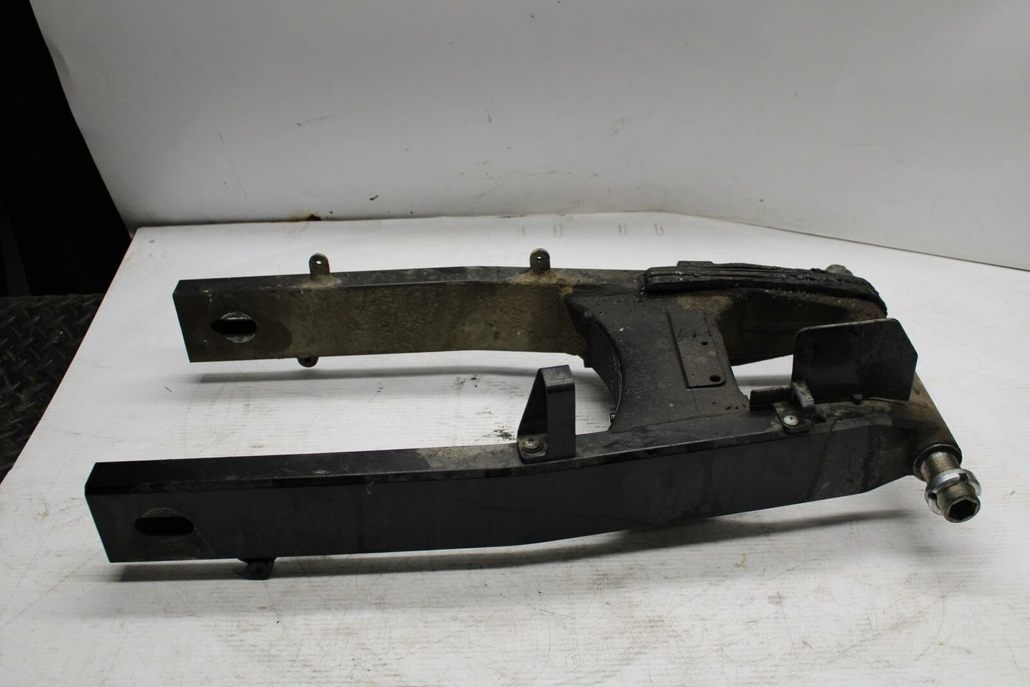 03-11 SUZUKI SV650A REAR SWINGARM BACK SUSPENSION SWING ARM BB290