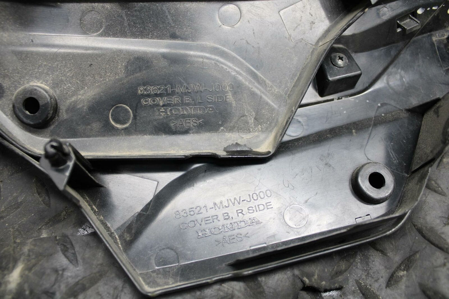 16-18 HONDA CBR500R RIGHT LEFT FRONT SIDE SEAT PANELS TRIMS COWLS FAIRINGS BB231