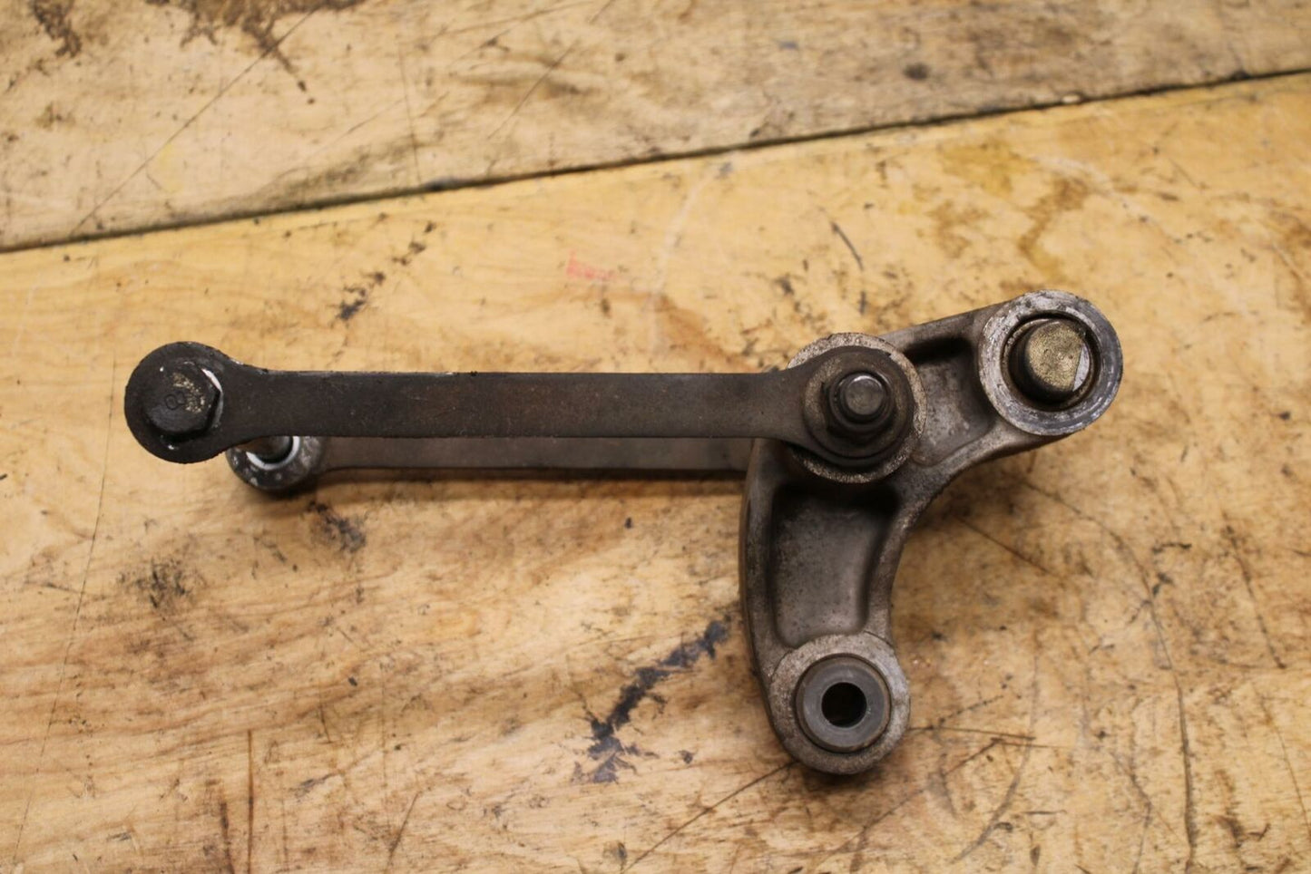 91-93 YAMAHA FZR1000 REAR DOGBONE SHOCK LINKAGE LINK BB339