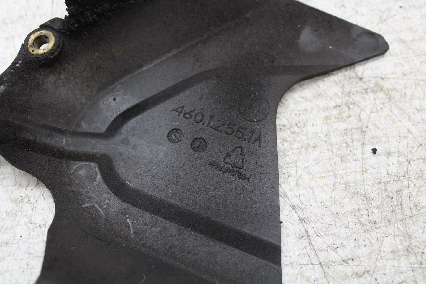 08-10 DUCATI 848 ENGINE SPROCKET COVER BB369