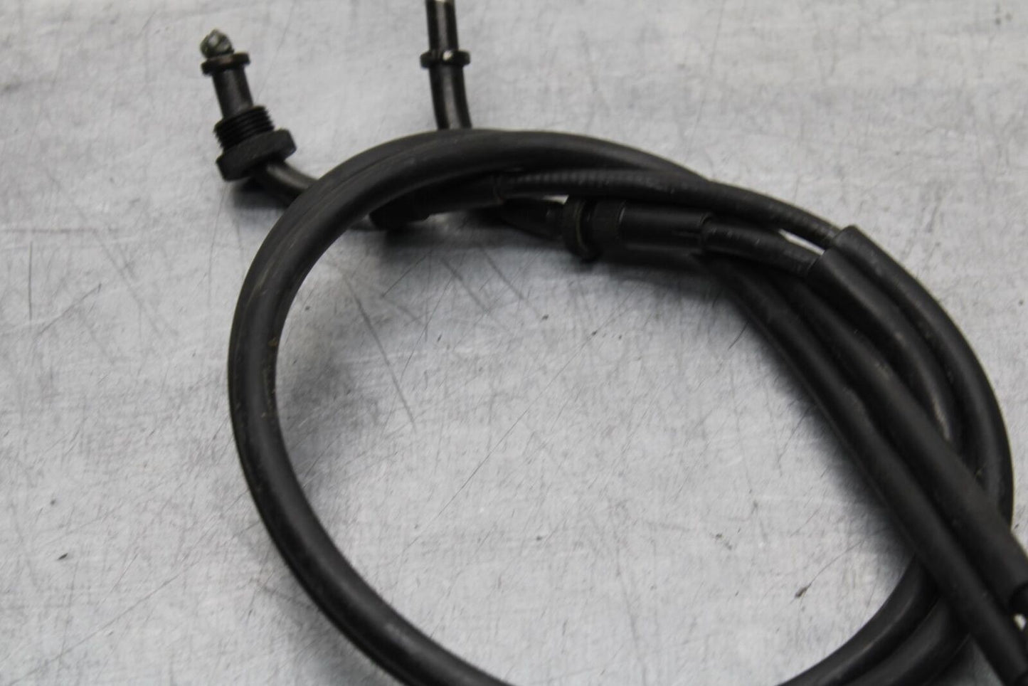 1999 Suzuki GSXR600 THROTTLE CABLES LINES 58300-33E00 58300-33E10 BB580