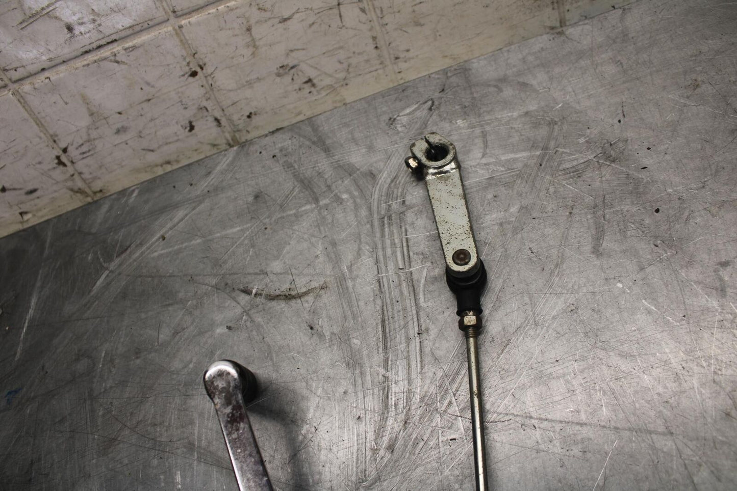 2016 Suzuki Bandit 1250S GSF1250SA ABS SHIFTER LINKAGE SHIFT LINK PEDAL BB509