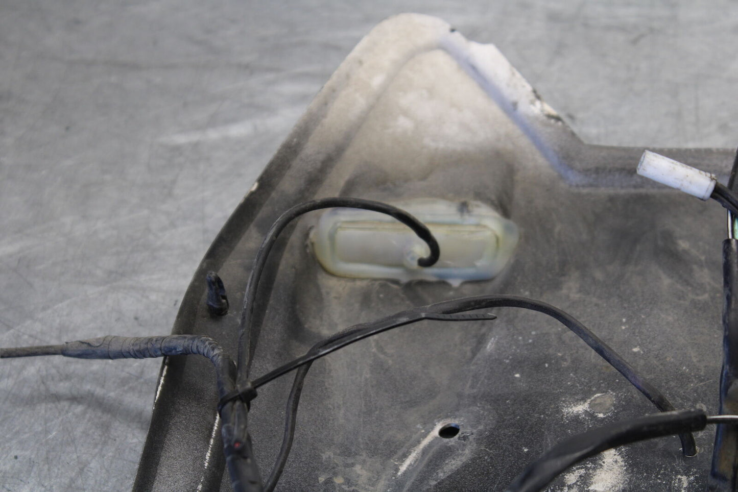 03-07 SUZUKI SV1000S AFTERMARKET REAR BACK TAIL UNDERTAIL FAIRING COWL BB657