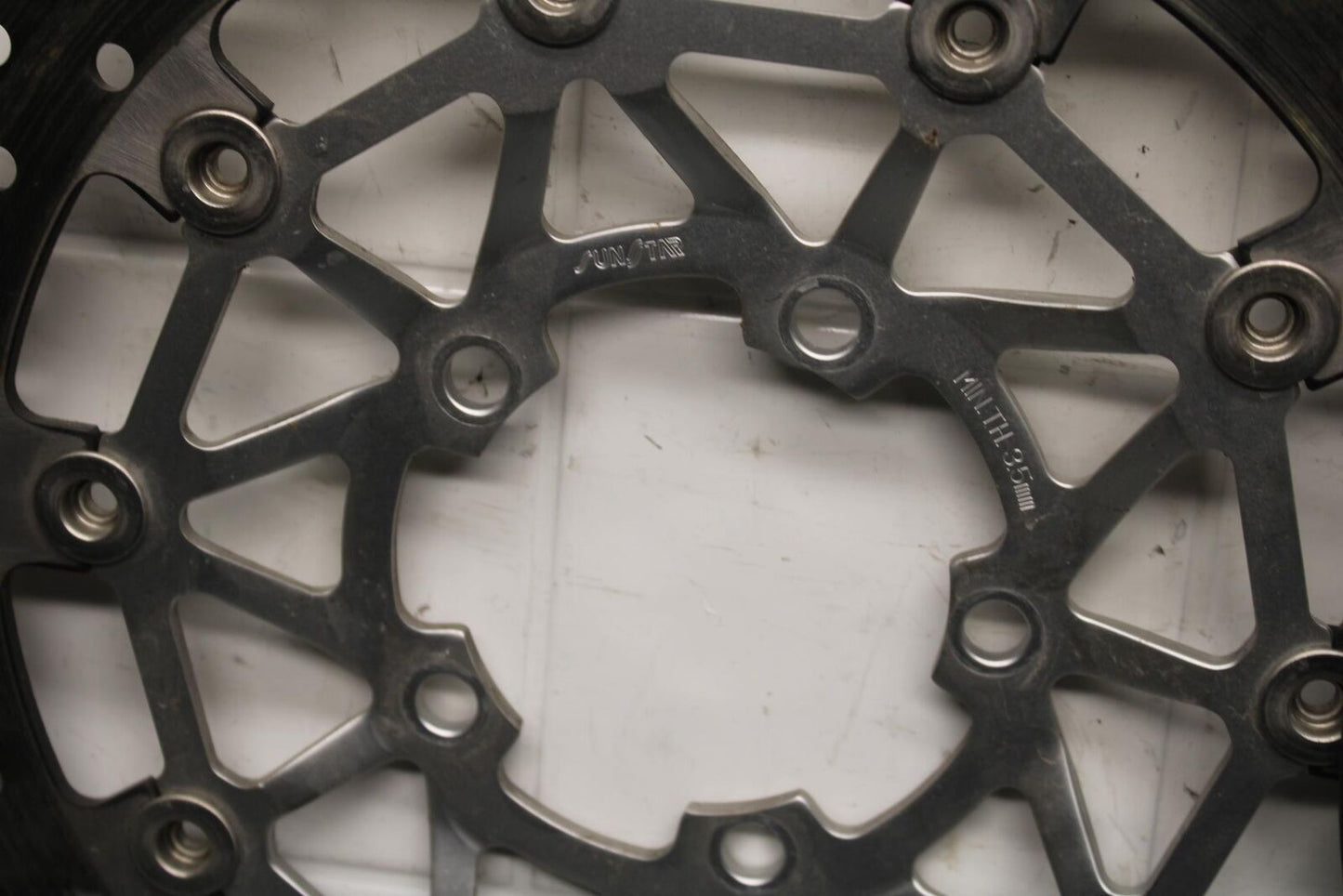 2009 Triumph Daytona 675 FRONT LEFT RIGHT BRAKE ROTORS DISCS T2021040 BB584