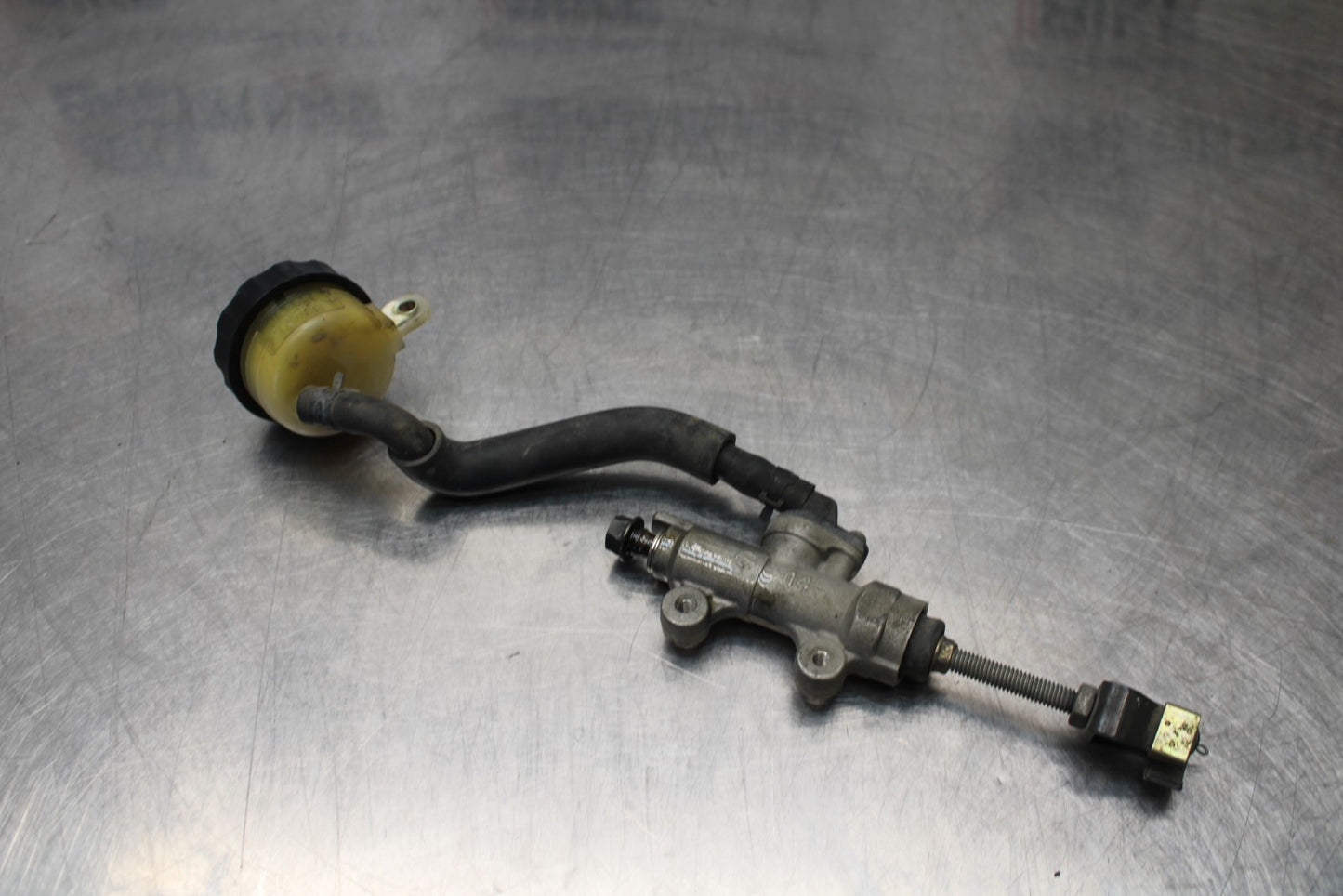 01-06 HONDA CBR600F4I REAR BACK BRAKE MASTER CYLINDER W RESERVOIR BB185