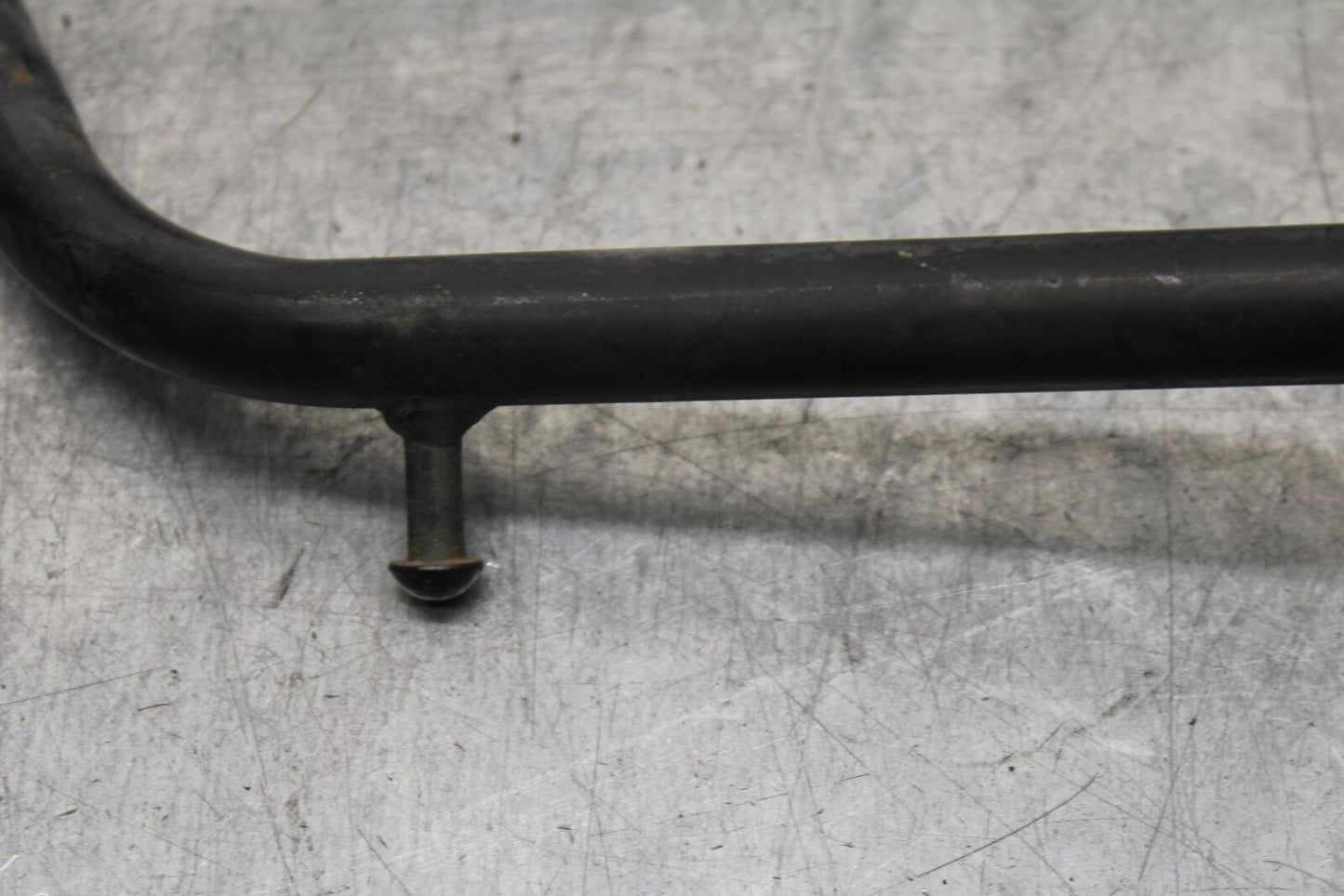 04-09 SUZUKI GS 500 FH GS500F PASSENGER REAR SEAT GRAB BAR HANDLE SET BB97