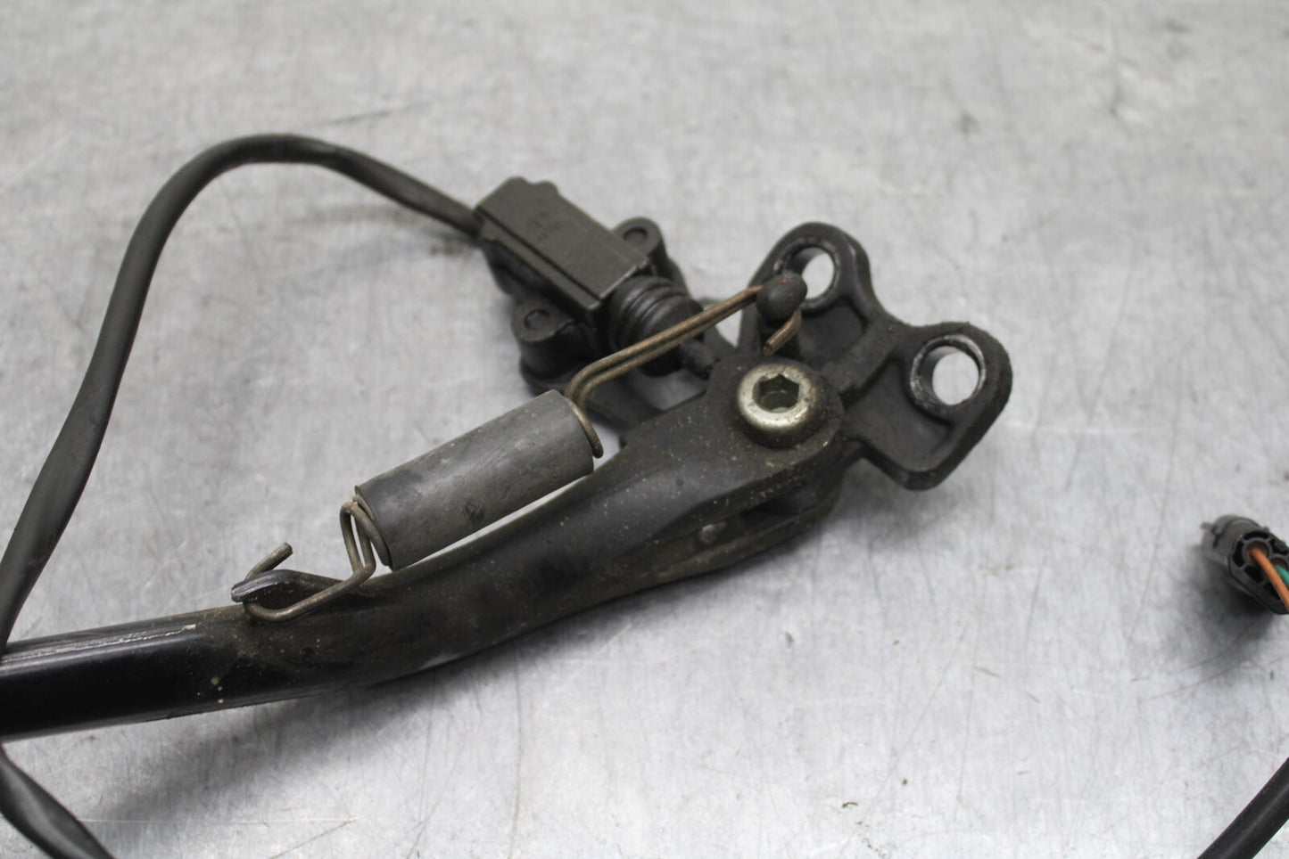 03-04 TRIUMPH DAYTONA 600 KICKSTAND SIDE KICK STAND BB745