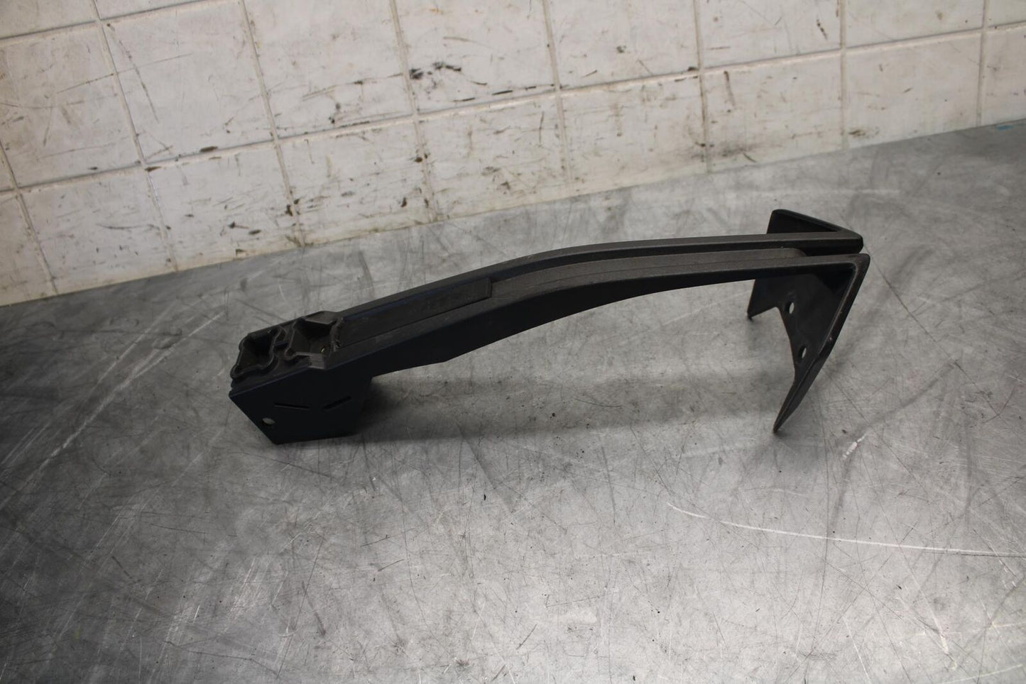 22 KTM 890 ADVENTURE HEADLIGHT HEAD LIGHT LAMP TRIM BB514