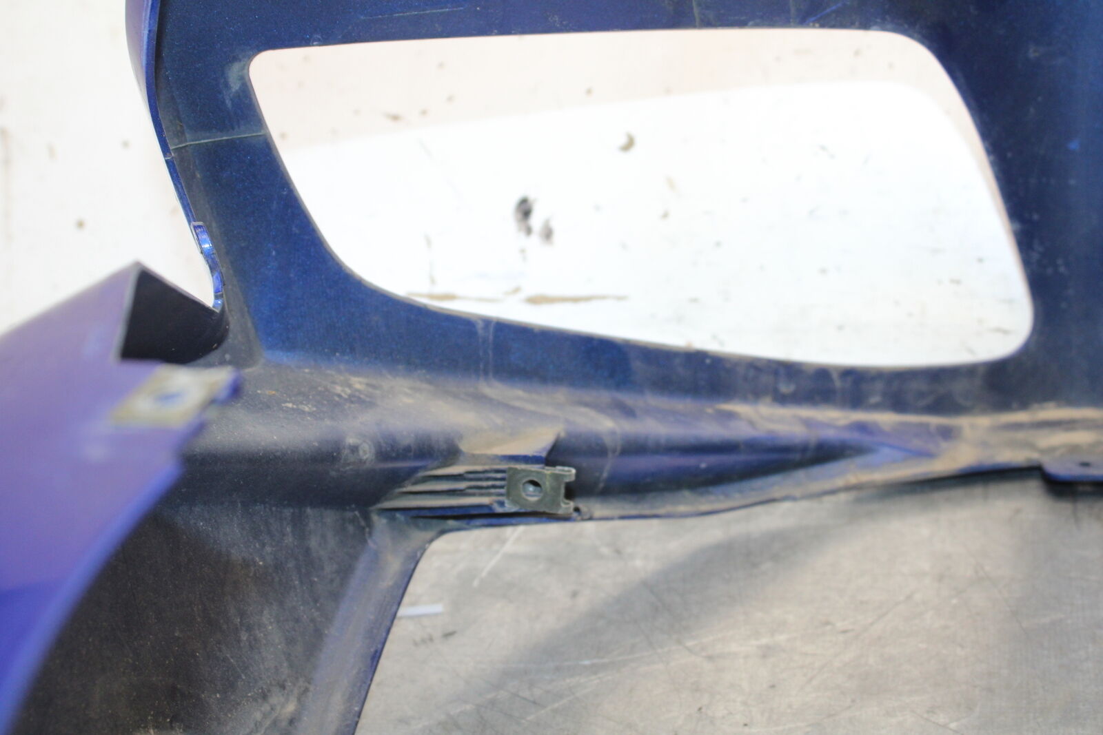 03-07 SUZUKI SV1000S FRONT UPPER NOSE FAIRING COWL SHROUD 94401-16G00-YC2 BB657