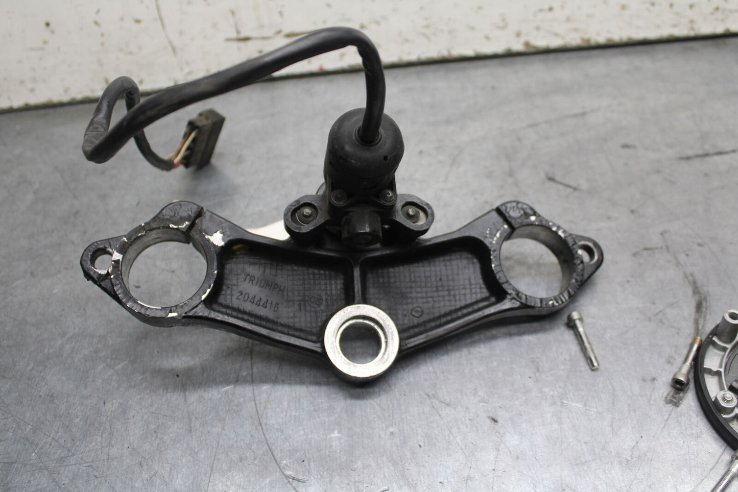 03-04 TRIUMPH DAYTONA 600 IGNITION LOCK KEY SET W/ GAS CAP AND SEAT LOCK BB745