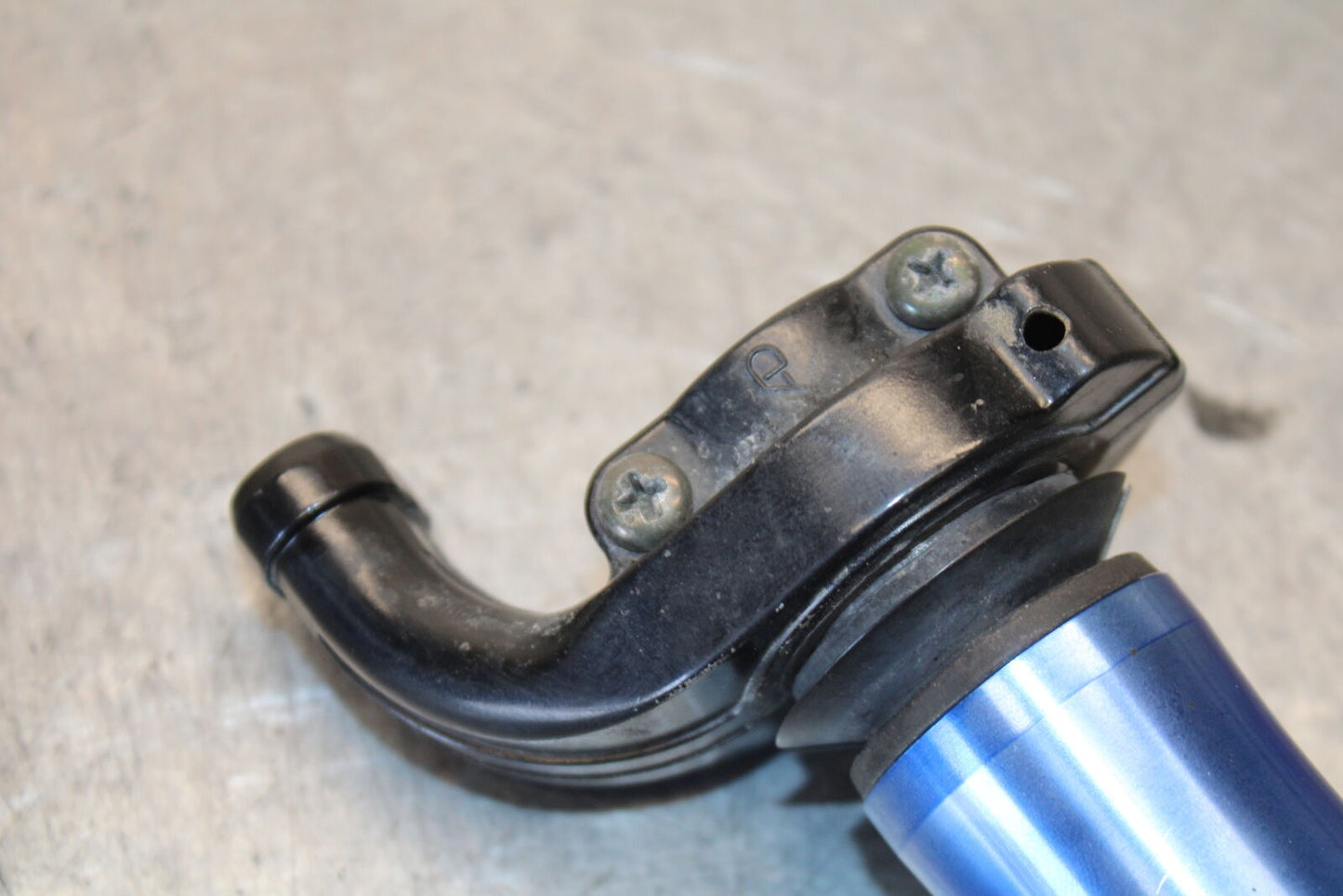 03-07 SUZUKI SV1000S THROTTLE CABLE HOUSING GUIDE 57100-14D00 58300-16G10 BB657