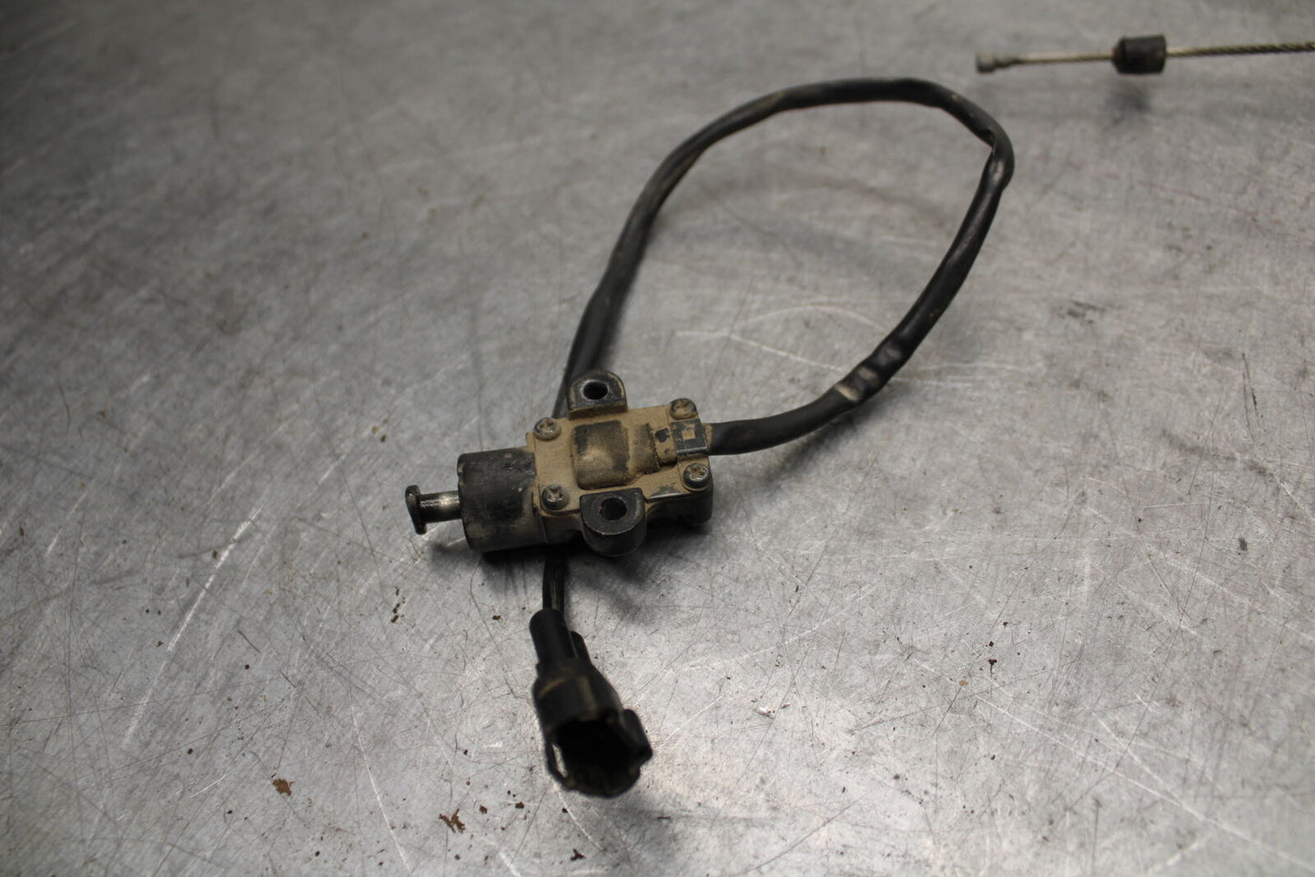 09-11 TRIUMPH DAYTONA 675 KICKSTAND SIDE KICK STAND SENSOR BB652