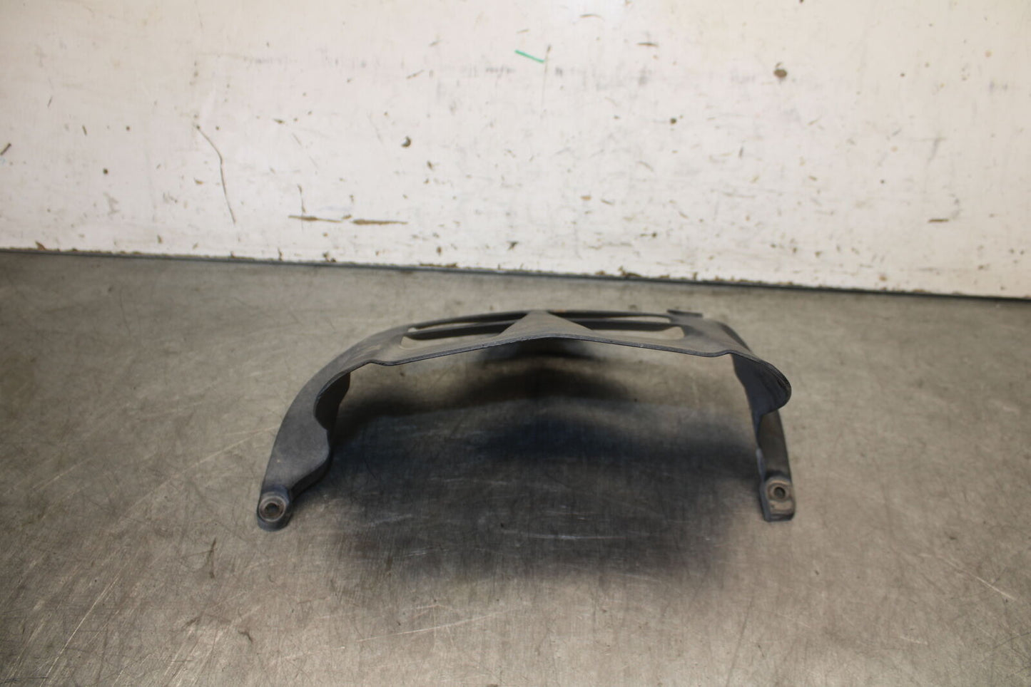 19-23 KAWASAKI NINJA ZX6R REAR BACK WHEEL TIRE HUGGER FENDER BB701