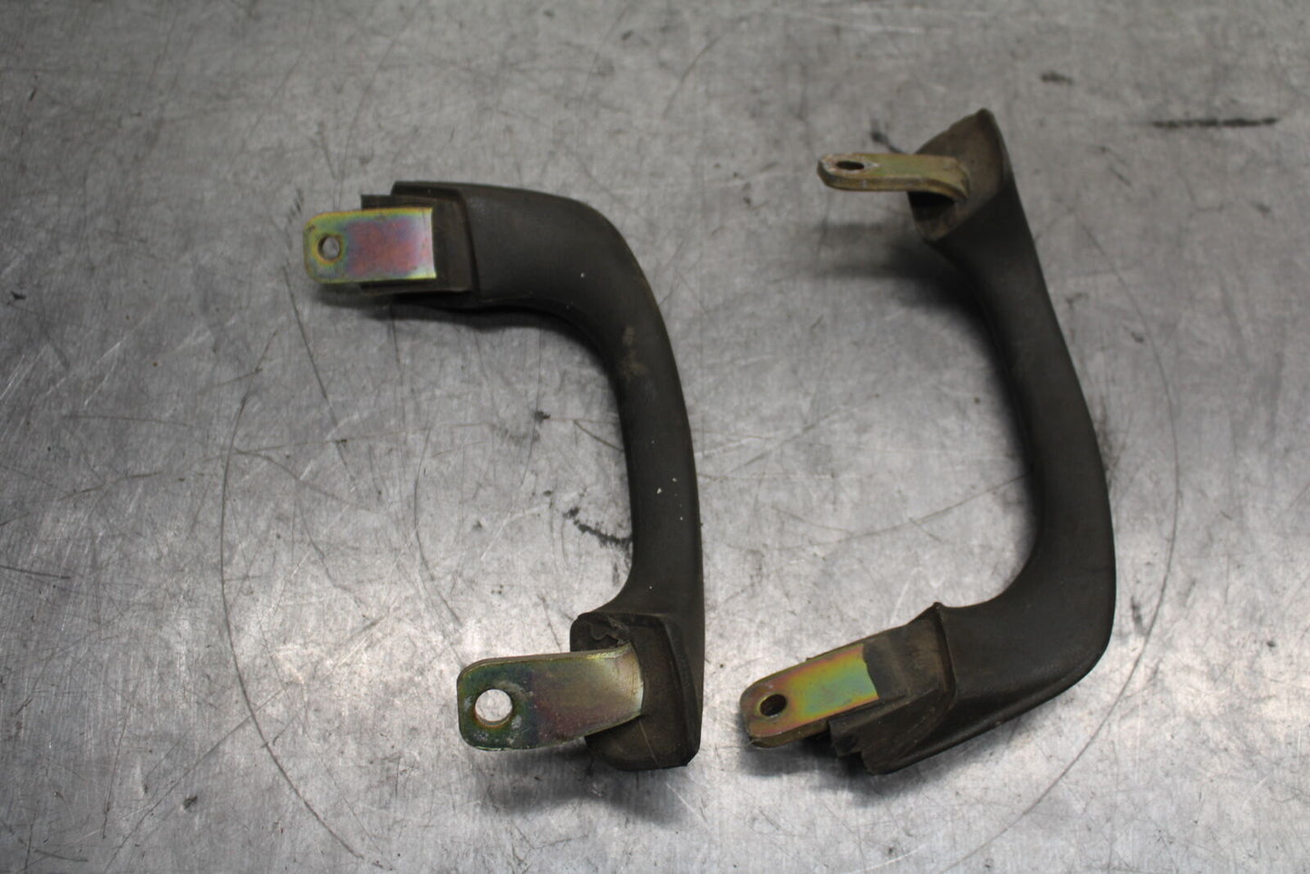 96-07 YAMAHA YZF600R PASSENGER REAR SEAT GRAB BAR HANDLE SET BB746