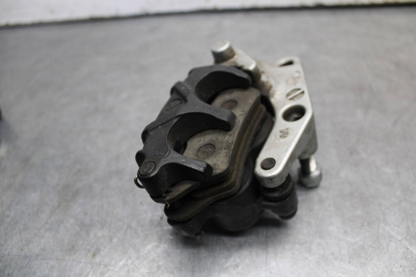 06-07 DUCATI MONSTER 695 RIGHT LEFT FRONT BRAKE CALIPER SET PAIR CALIPERS BB674