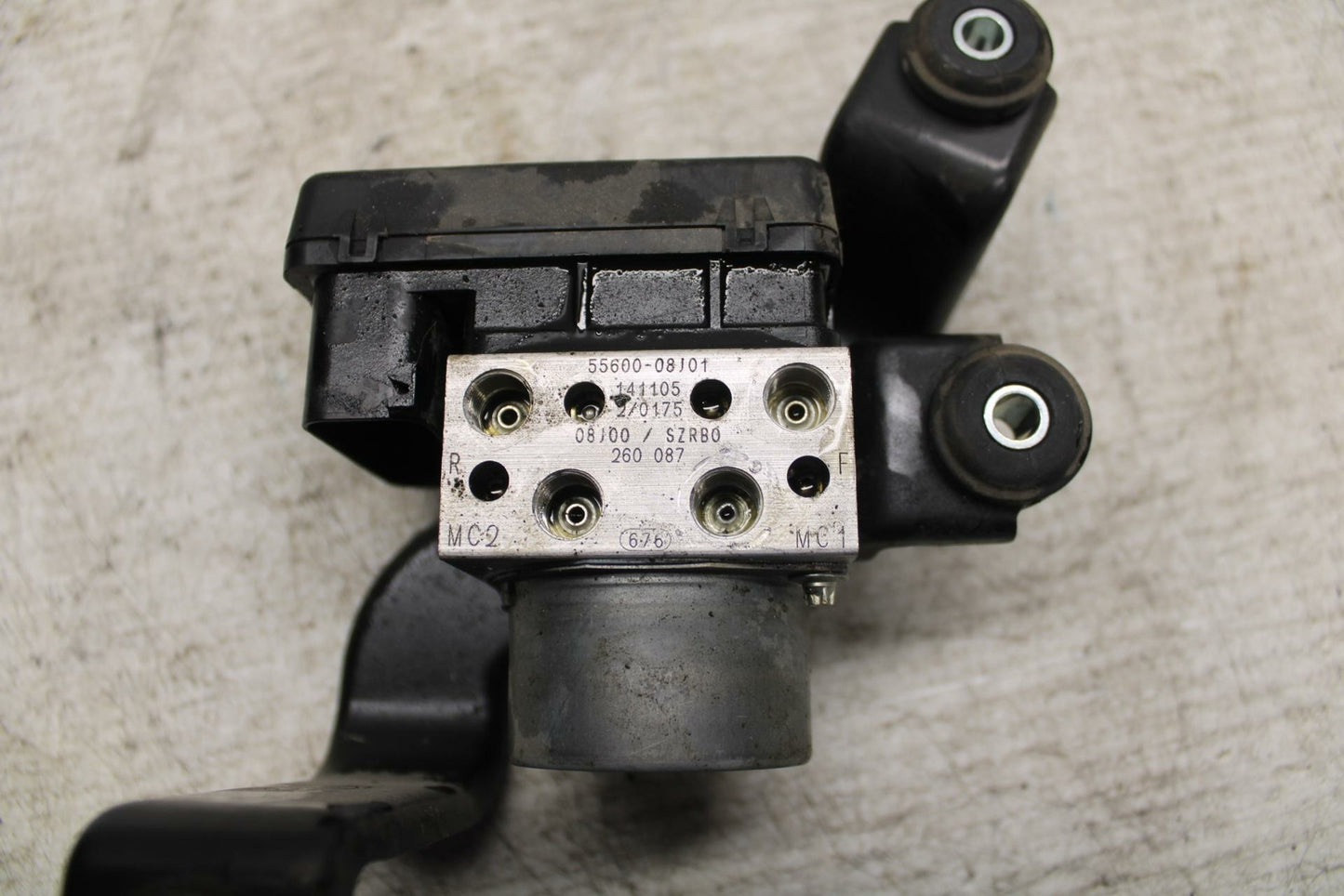 15-16 SUZUKI GSXS750 ABS PUMP UNIT MODULE BB374